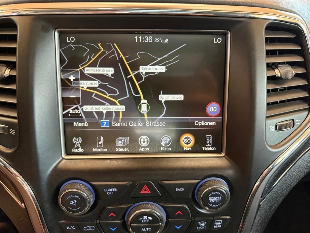 JEEP Grand Cherokee 3.0 CRD Summit Automatic-image-12