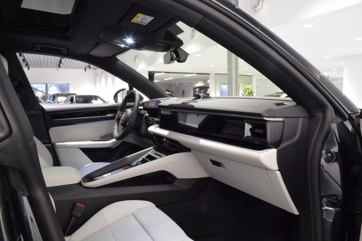 PORSCHE Macan 4 100kWh-image-13
