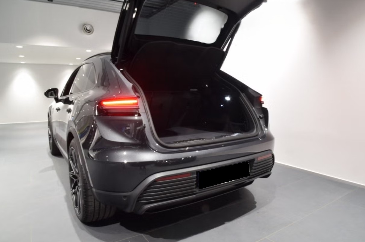 PORSCHE Macan 4 100kWh-image-11