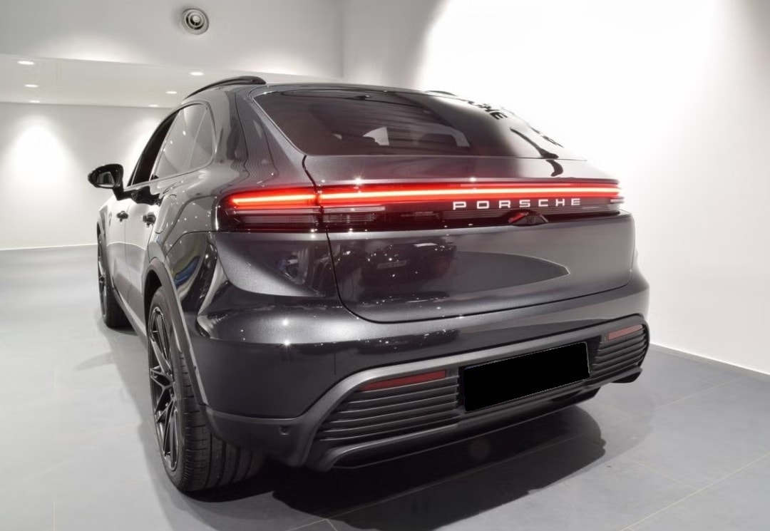 PORSCHE Macan 4 100kWh-image-10