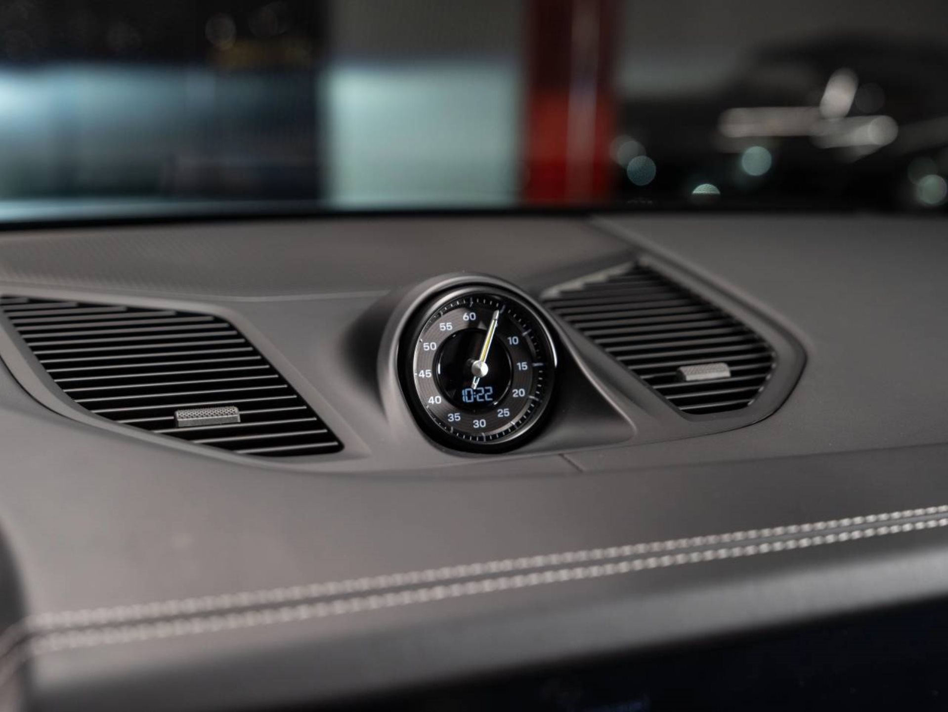 PORSCHE Cayenne Turbo E-Hybrid Coupé avec Paquet-GT-image-9