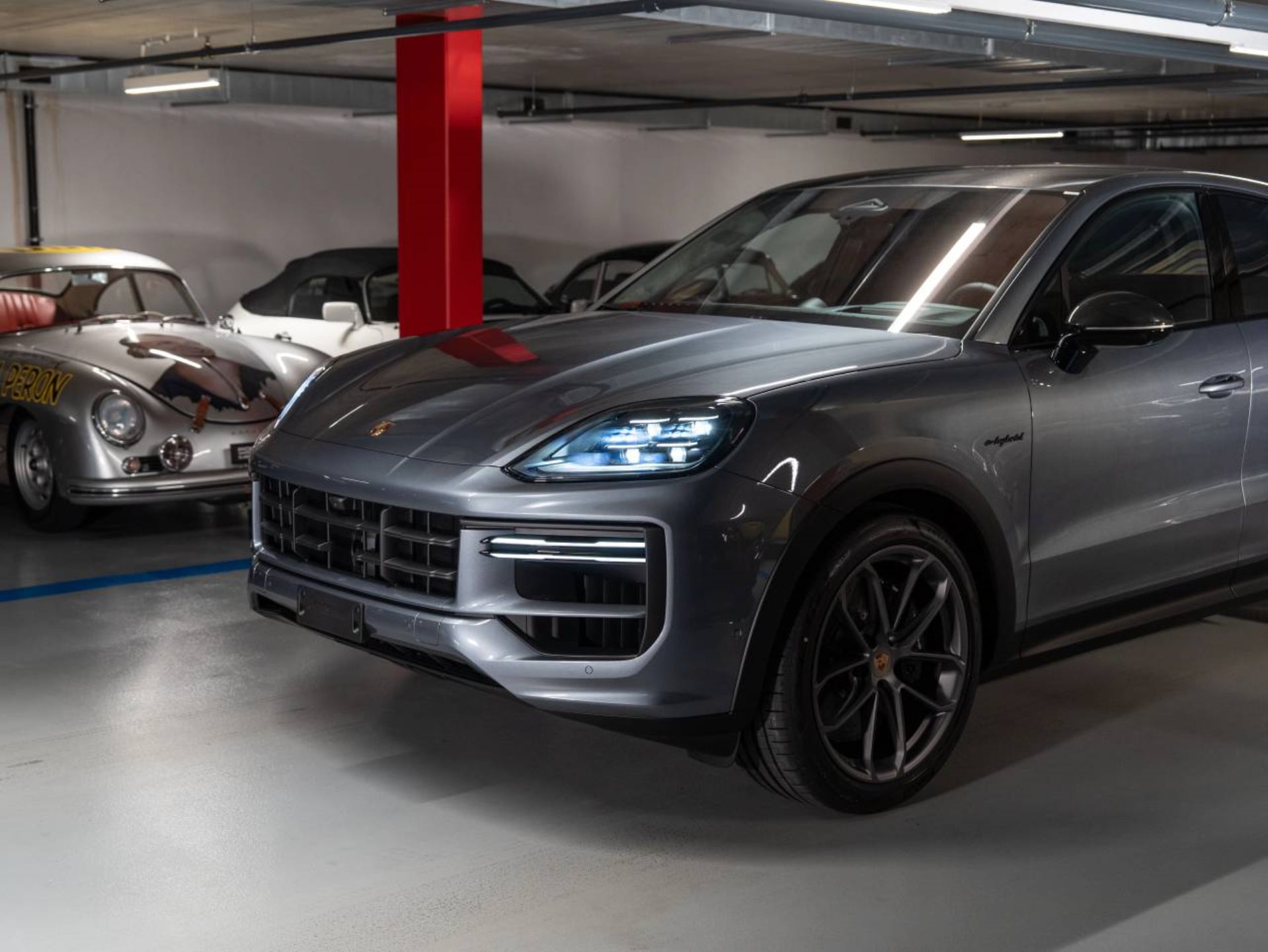 PORSCHE Cayenne Turbo E-Hybrid Coupé avec Paquet-GT-image-24