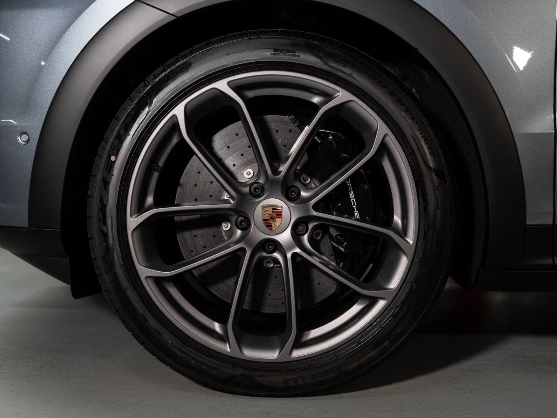 PORSCHE Cayenne Turbo E-Hybrid Coupé avec Paquet-GT-image-23