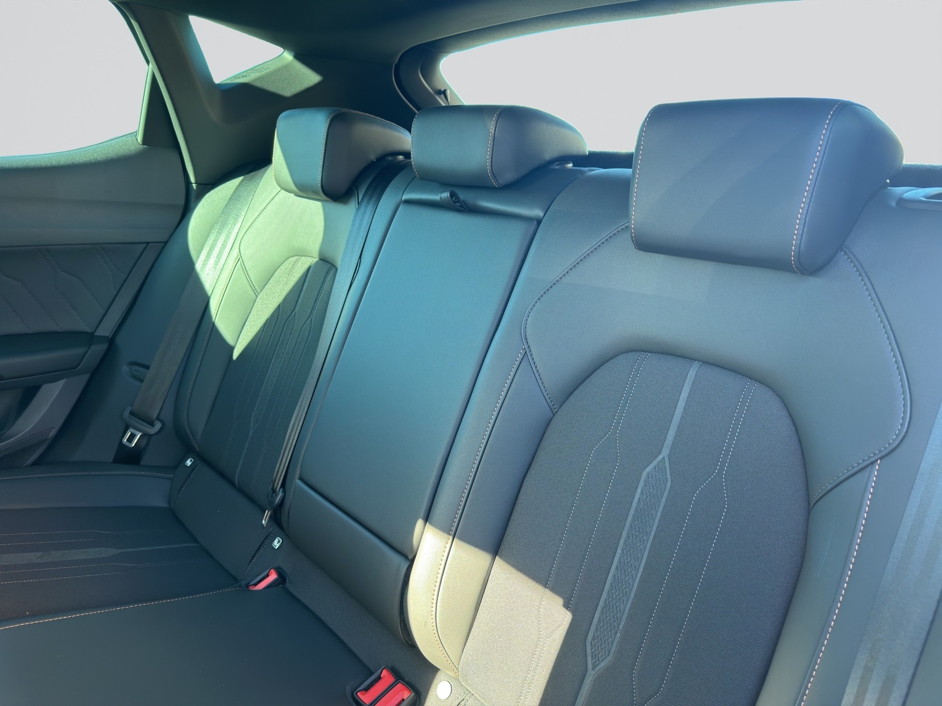 CUPRA LEON VZ 2.0 TSI DSG-image-7