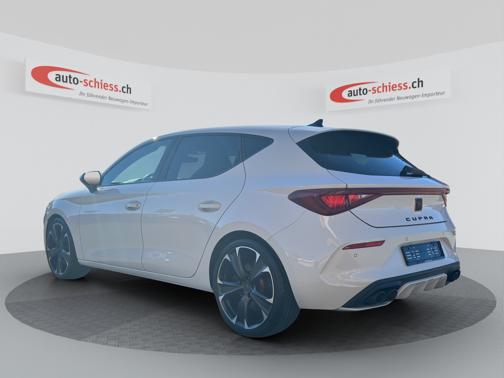 CUPRA LEON VZ 2.0 TSI DSG-image-2
