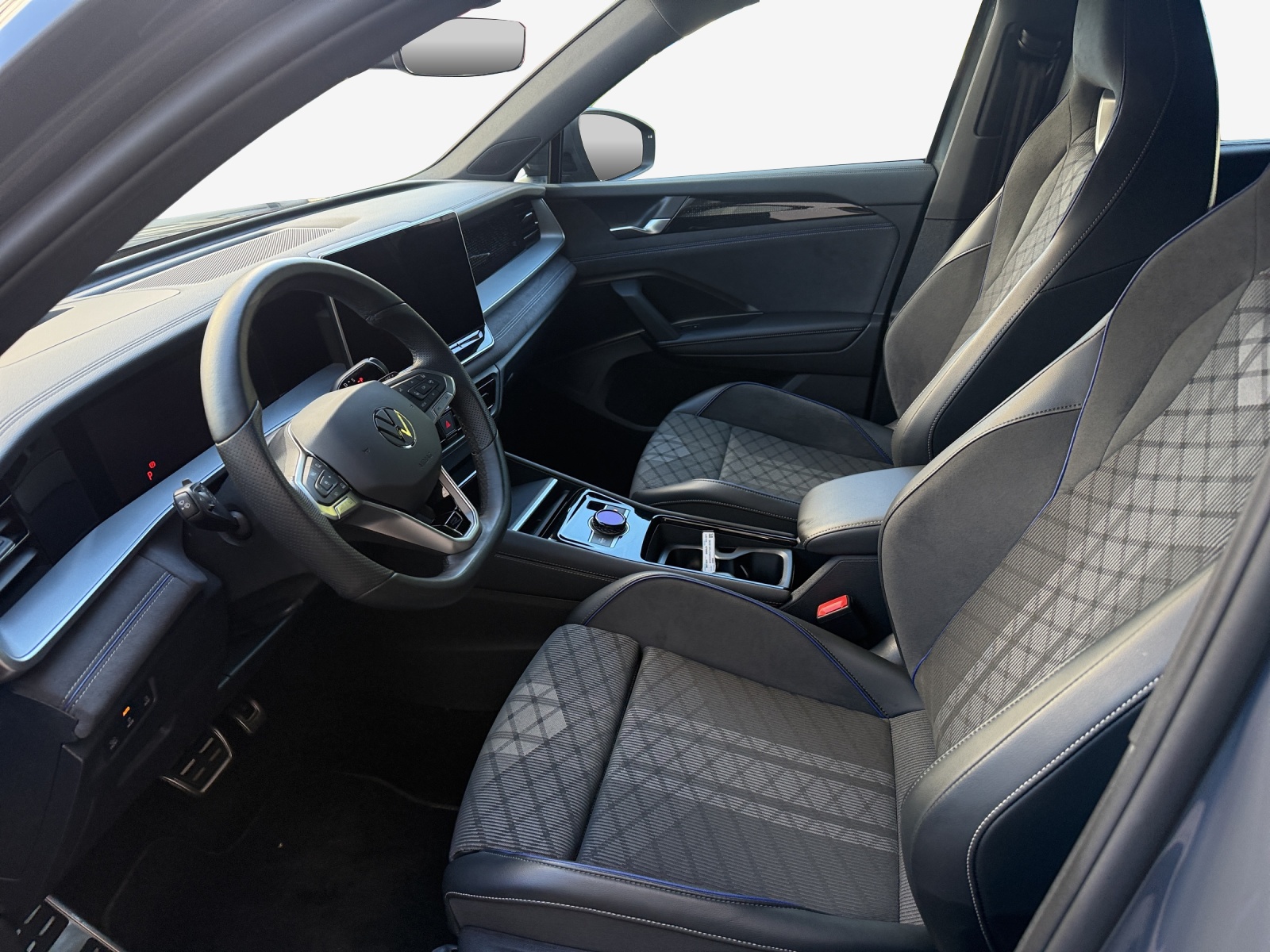 VW Tayron 2.0 TSI R-Line DSG 4Motion-image-7
