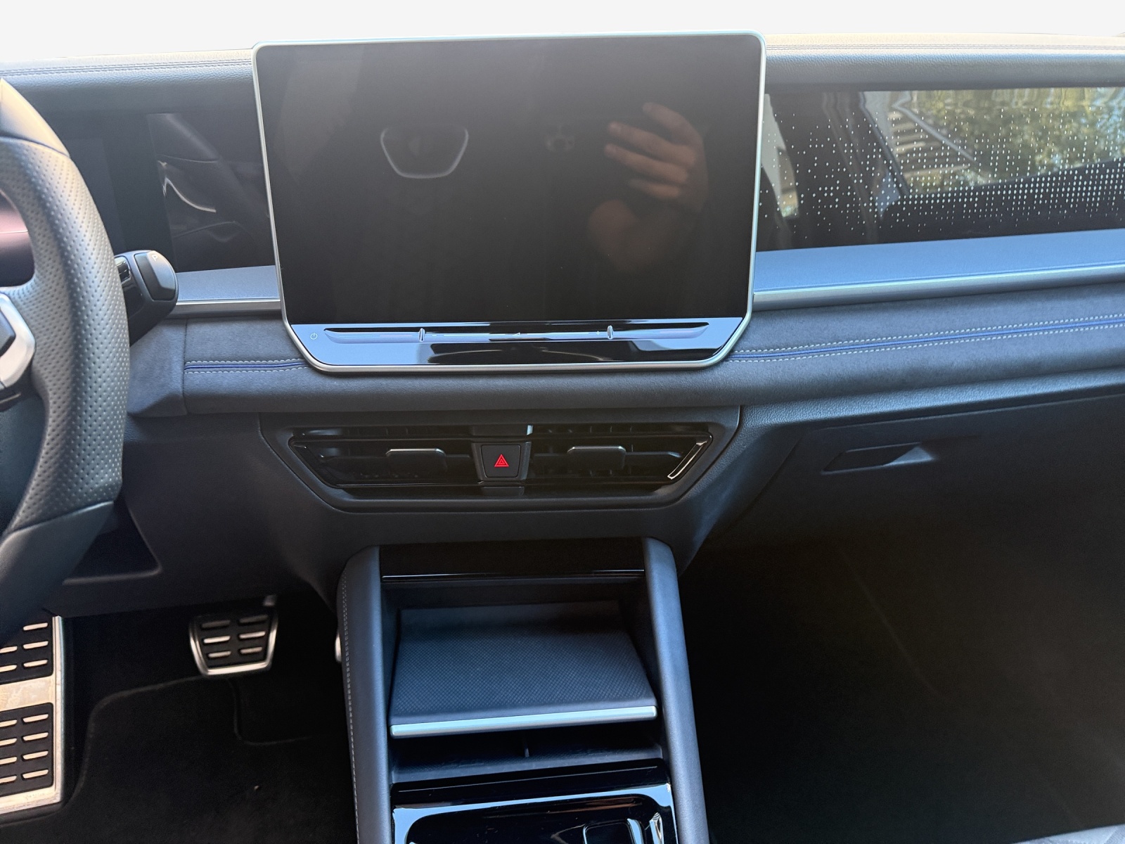 VW Tayron 2.0 TSI R-Line DSG 4Motion-image-10