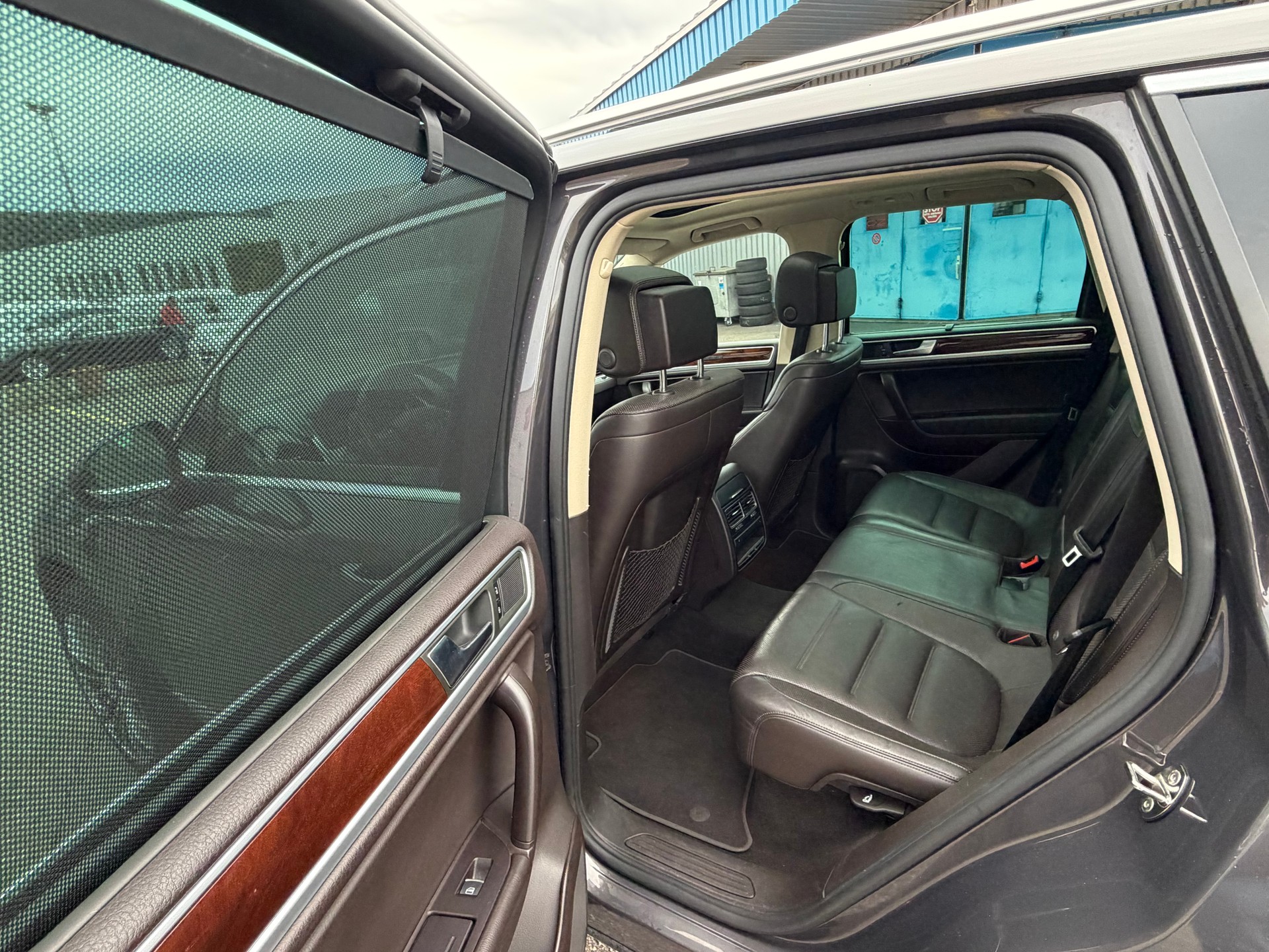 VW Touareg 3.0 TDI BlueMotion Technology Tiptronic-image-8