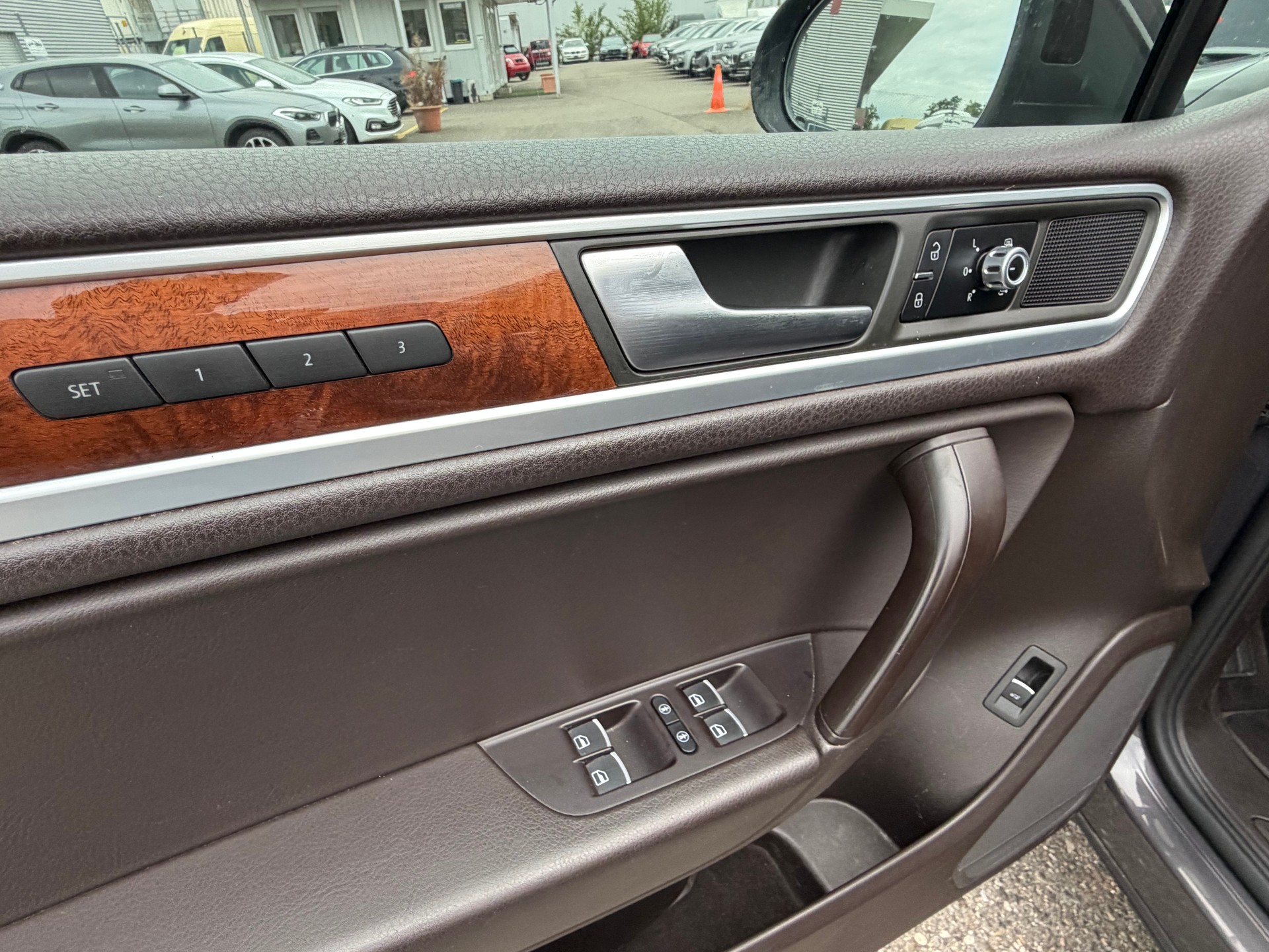 VW Touareg 3.0 TDI BlueMotion Technology Tiptronic-image-9