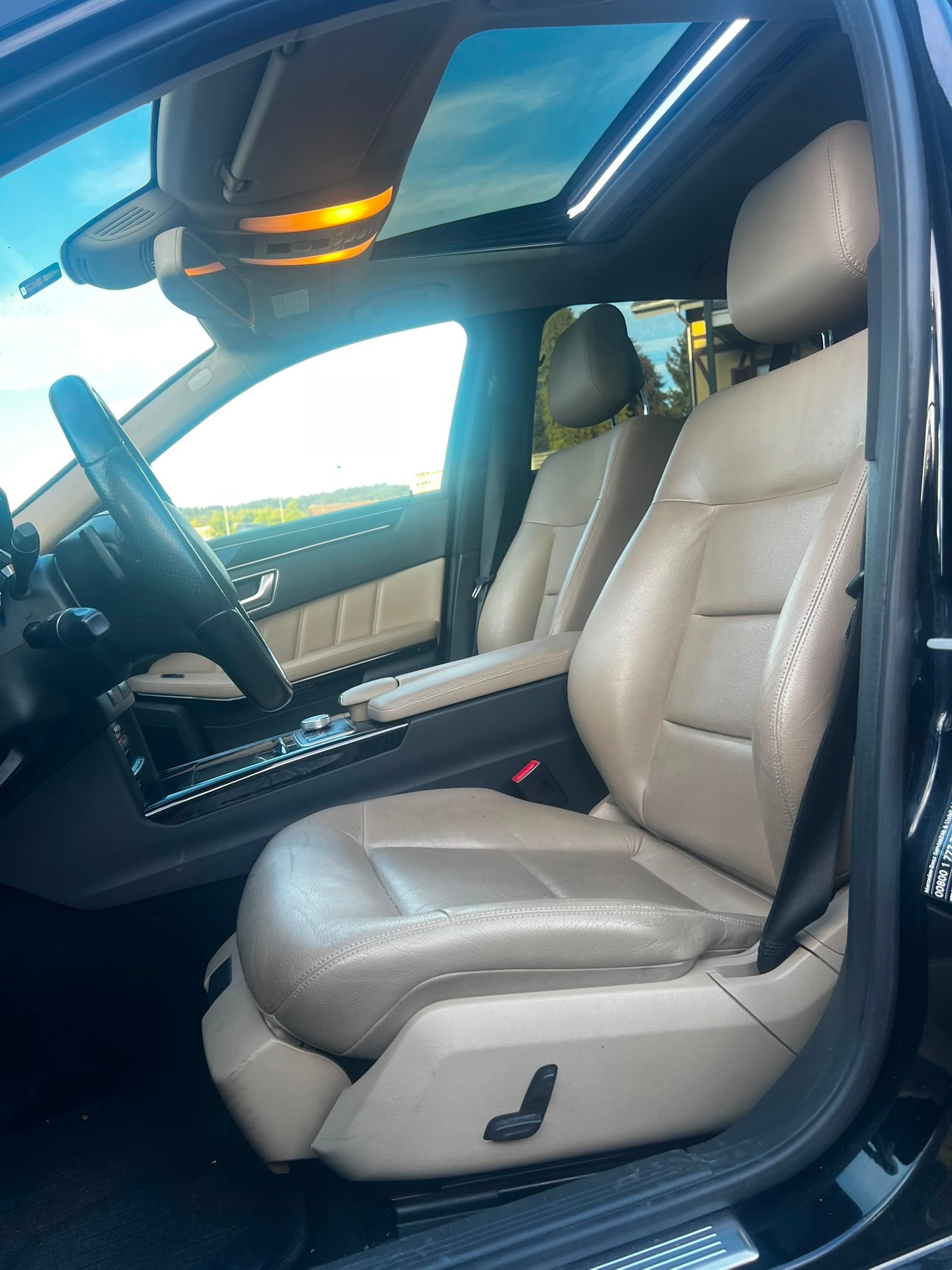 MERCEDES-BENZ E 250 CDI BlueEff. Avantgarde 4Matic 7G-Tronic-image-13