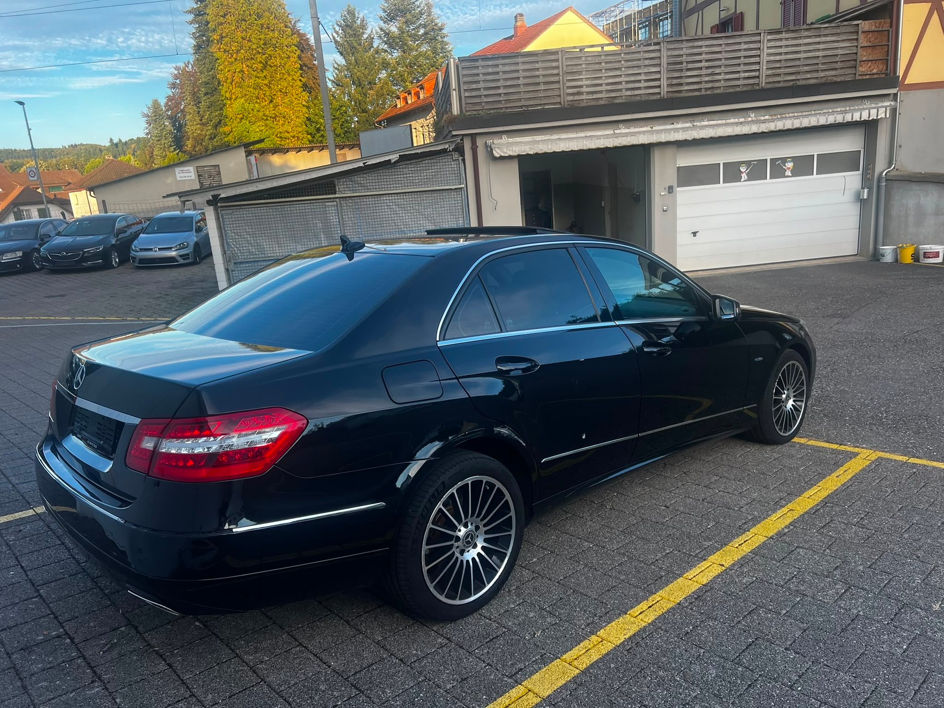 MERCEDES-BENZ E 250 CDI BlueEff. Avantgarde 4Matic 7G-Tronic-image-8