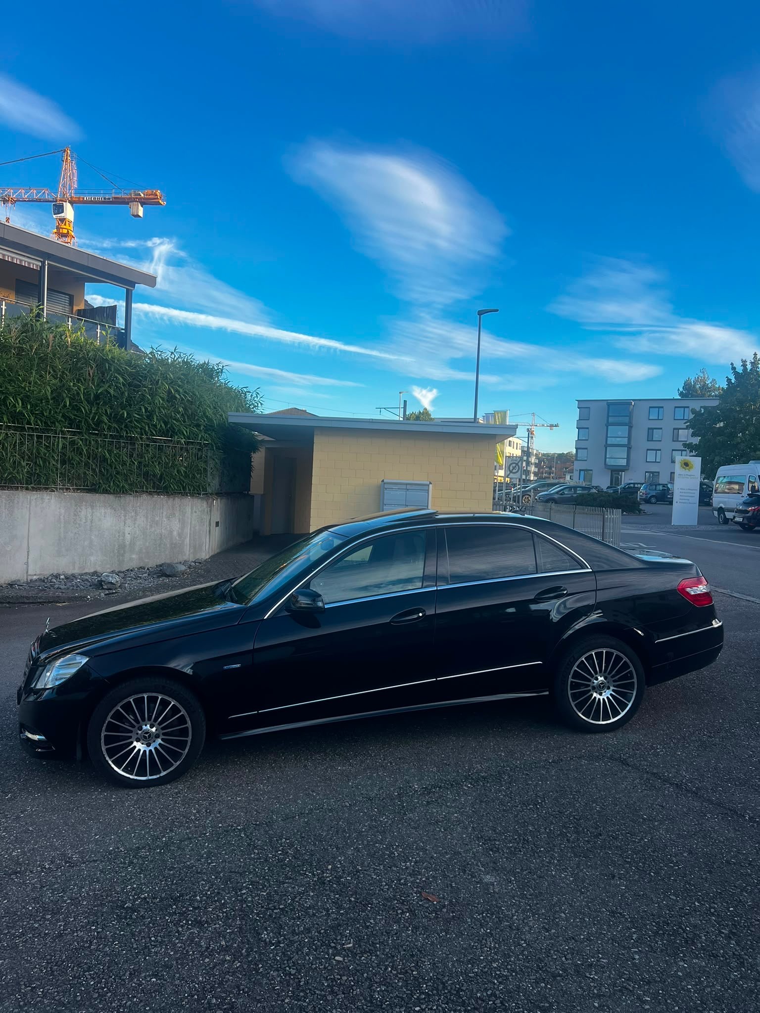 MERCEDES-BENZ E 250 CDI BlueEff. Avantgarde 4Matic 7G-Tronic-image-5