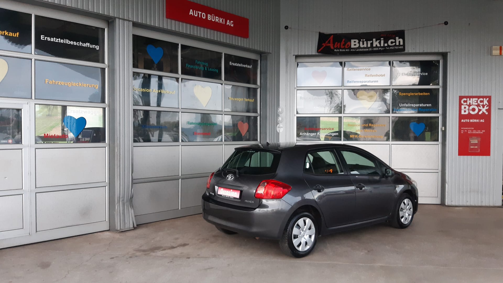 TOYOTA Auris 1.4 D-4D Linea Luna-image-5