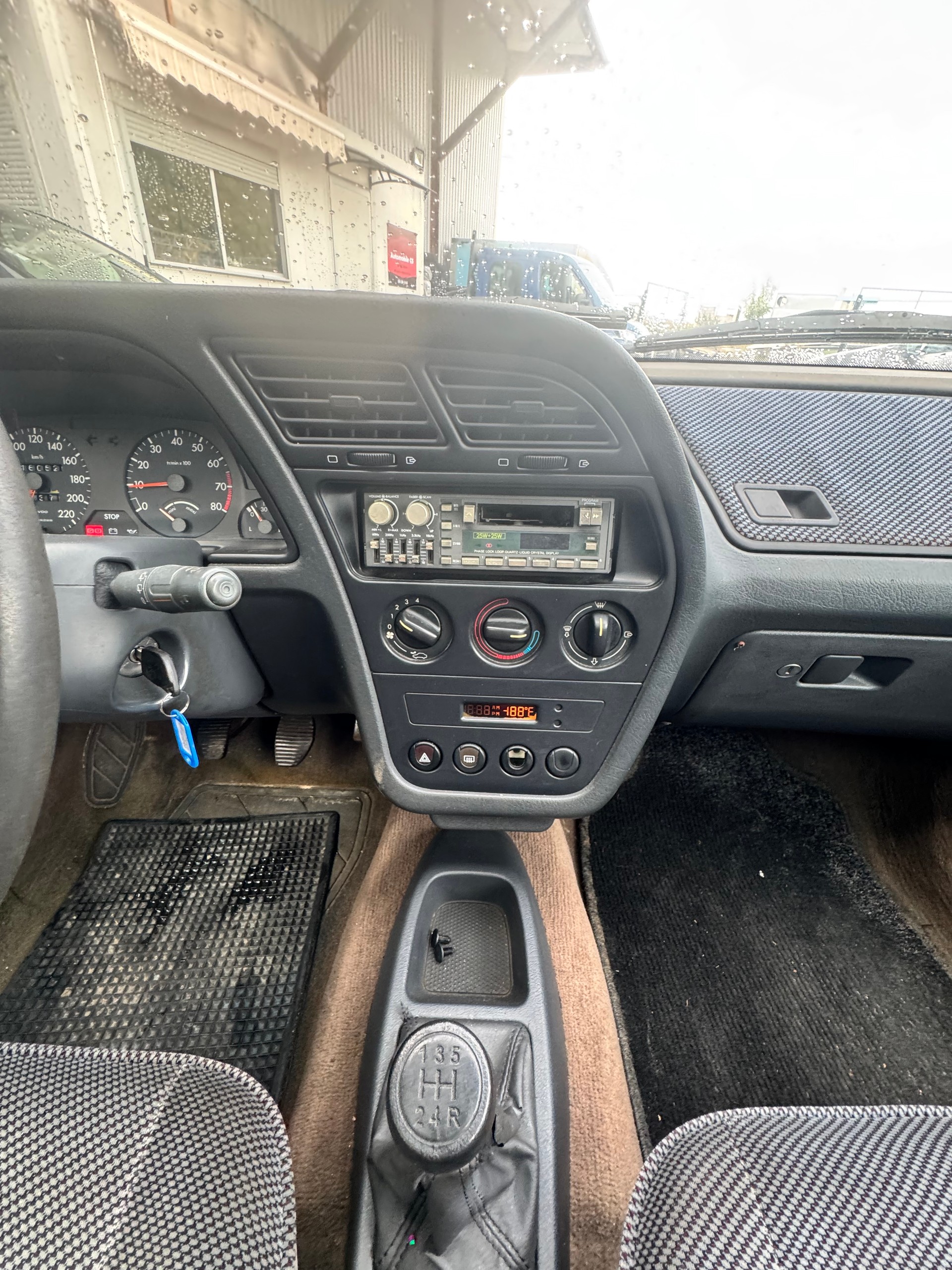 PEUGEOT 306 1.8 XT-image-7