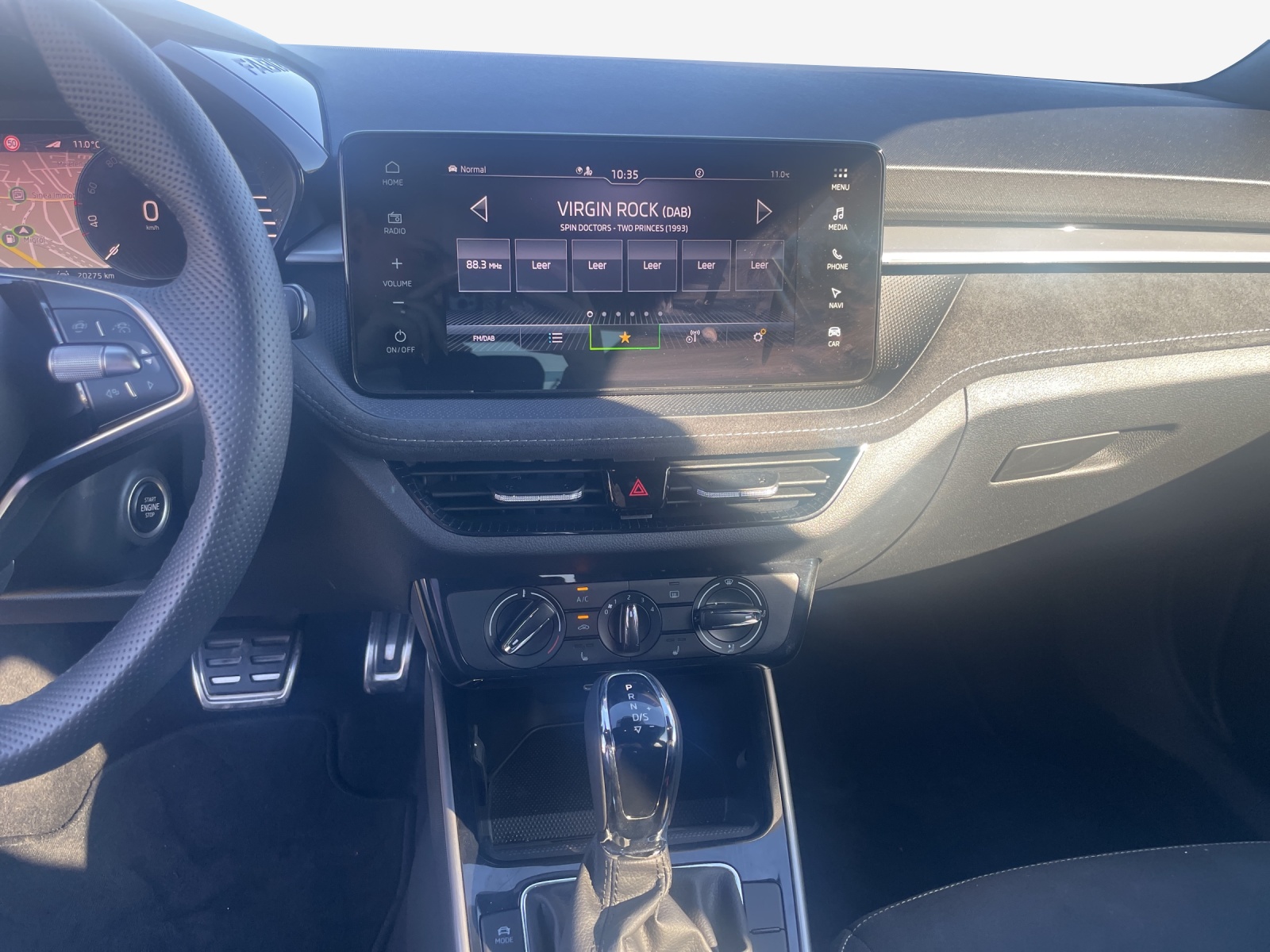 SKODA Fabia 1.0 TSI Dynamic DSG-image-10