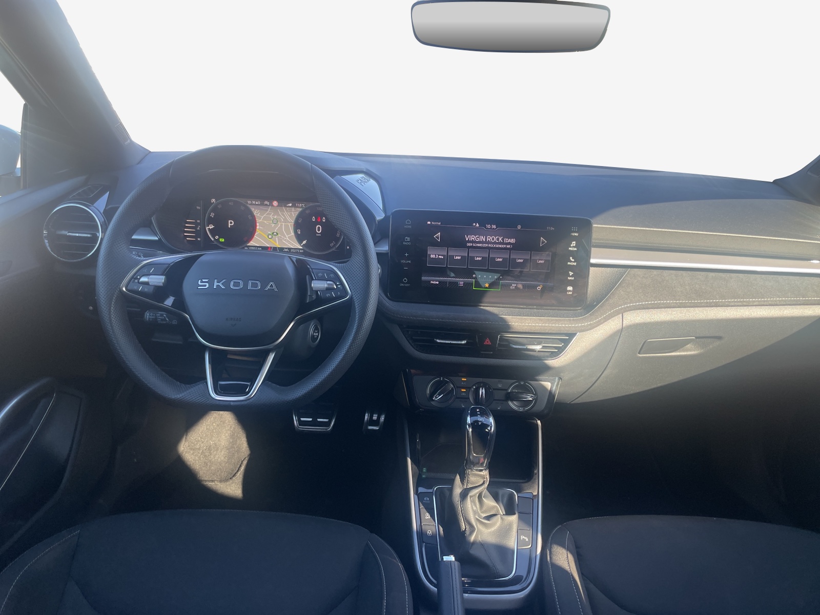 SKODA Fabia 1.0 TSI Dynamic DSG-image-8