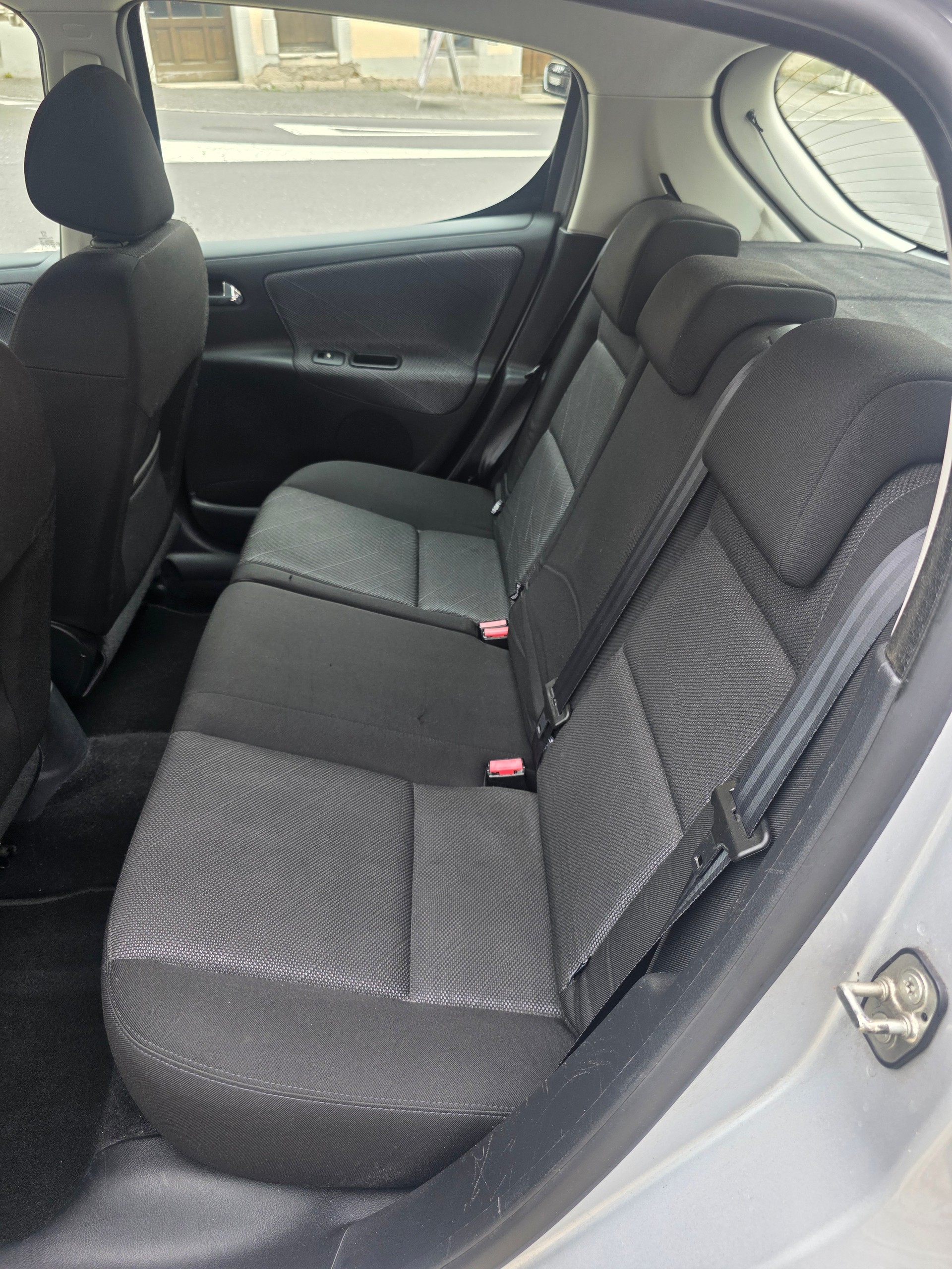 PEUGEOT 207 1.6 16V XS Premium-image-9