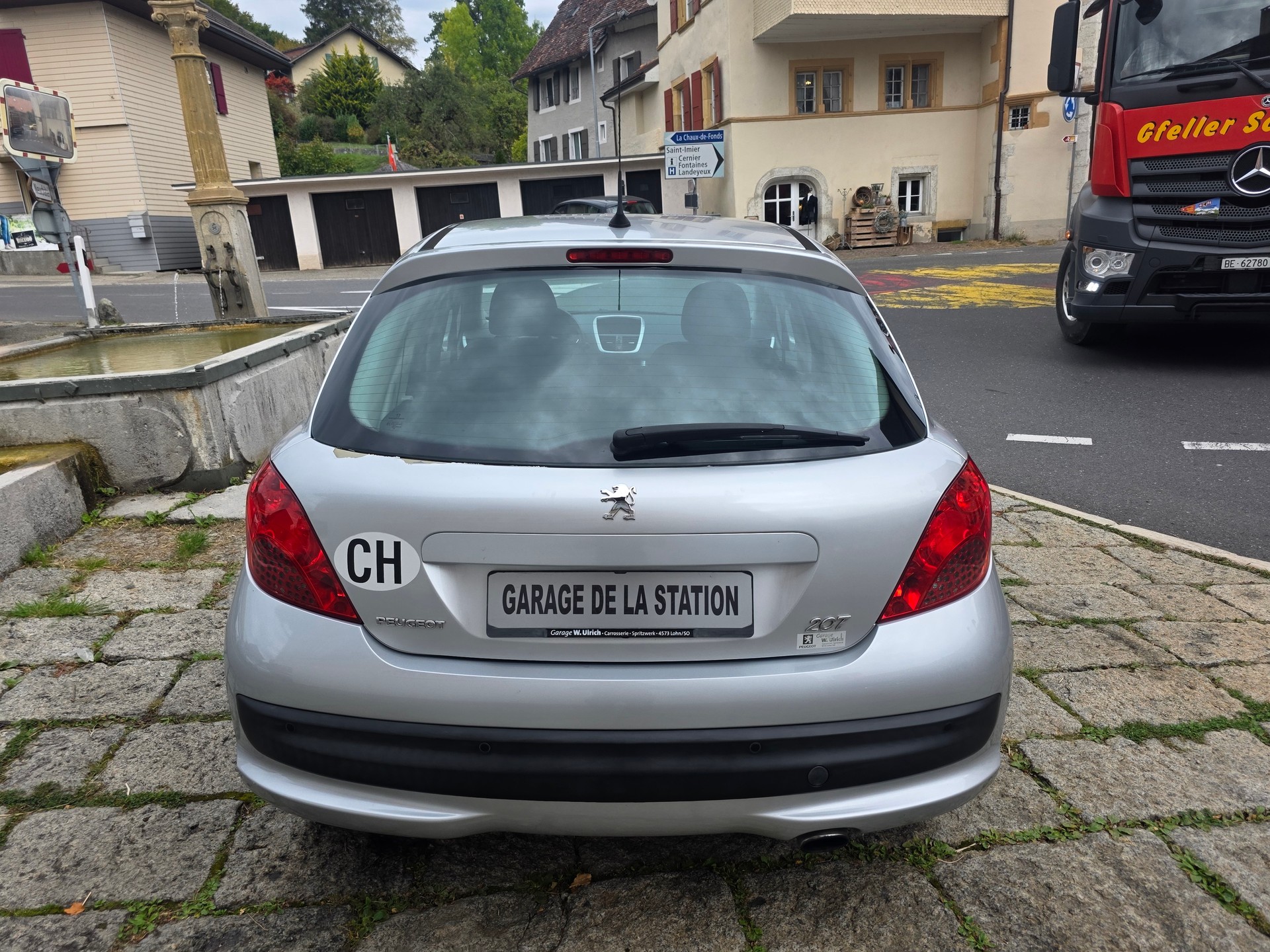 PEUGEOT 207 1.6 16V XS Premium-image-4