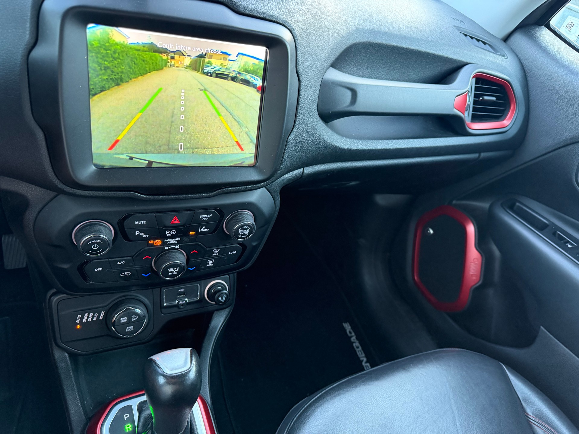JEEP Renegade 2.0 MJ Trailhawk AWD + Low Range 9ATX-image-13