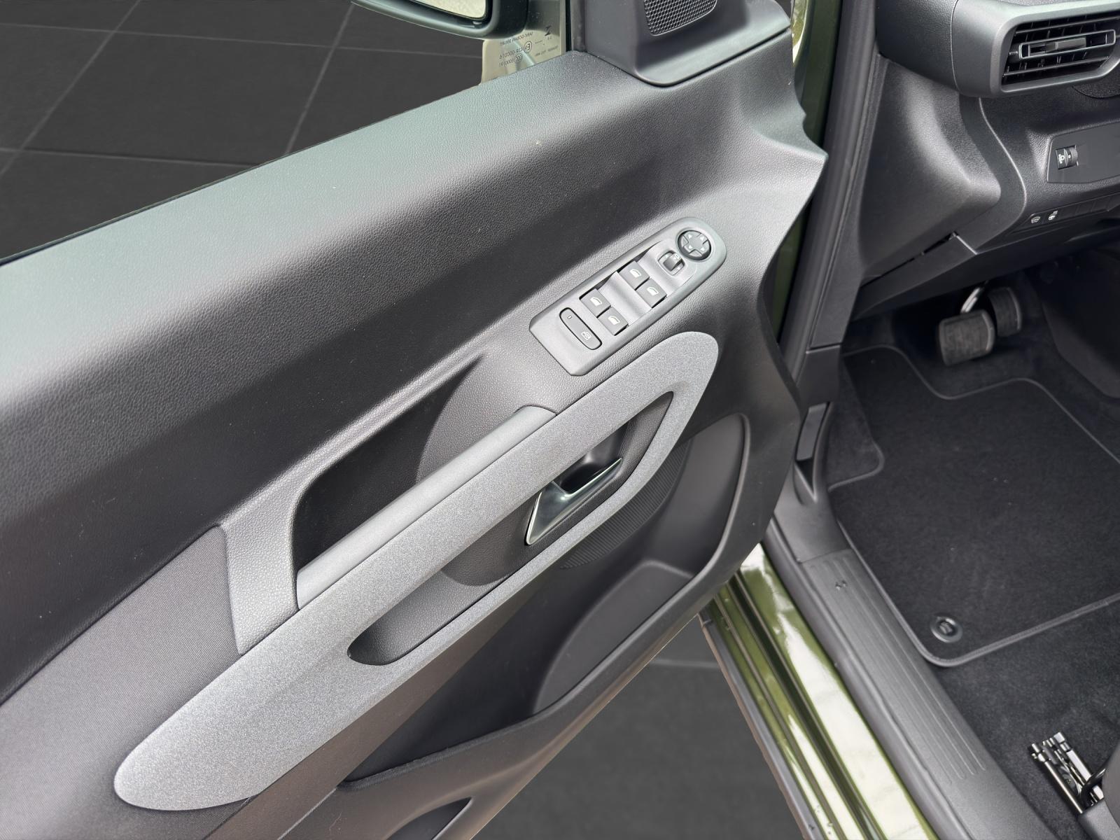 PEUGEOT Rifter 1.5 BlueHDi 130 GT-image-10
