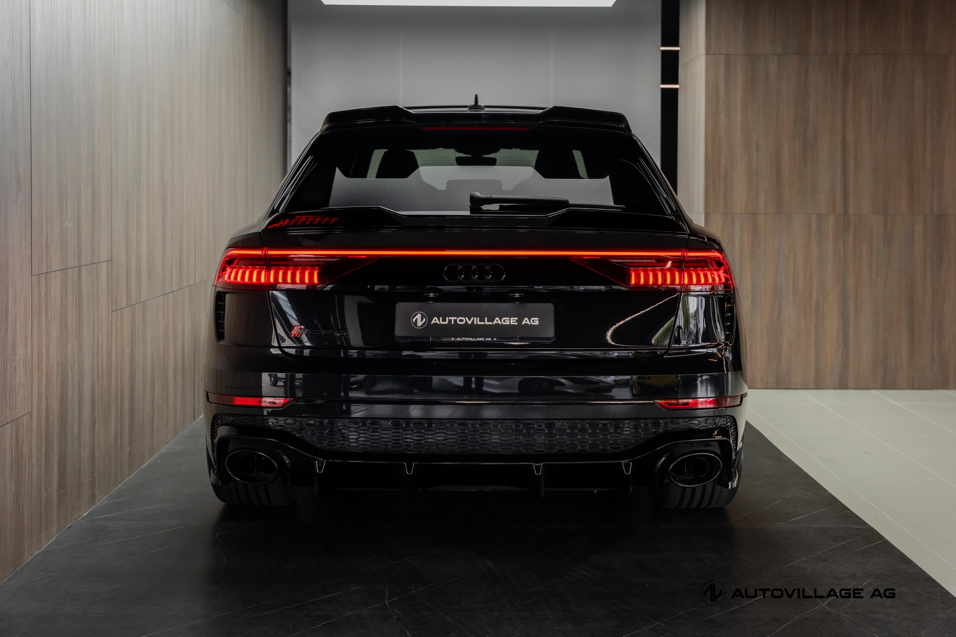 AUDI RSQ8 quattro tiptronic-image-30