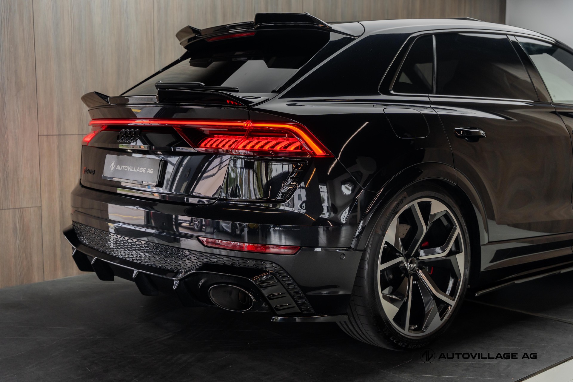 AUDI RSQ8 quattro tiptronic-image-27