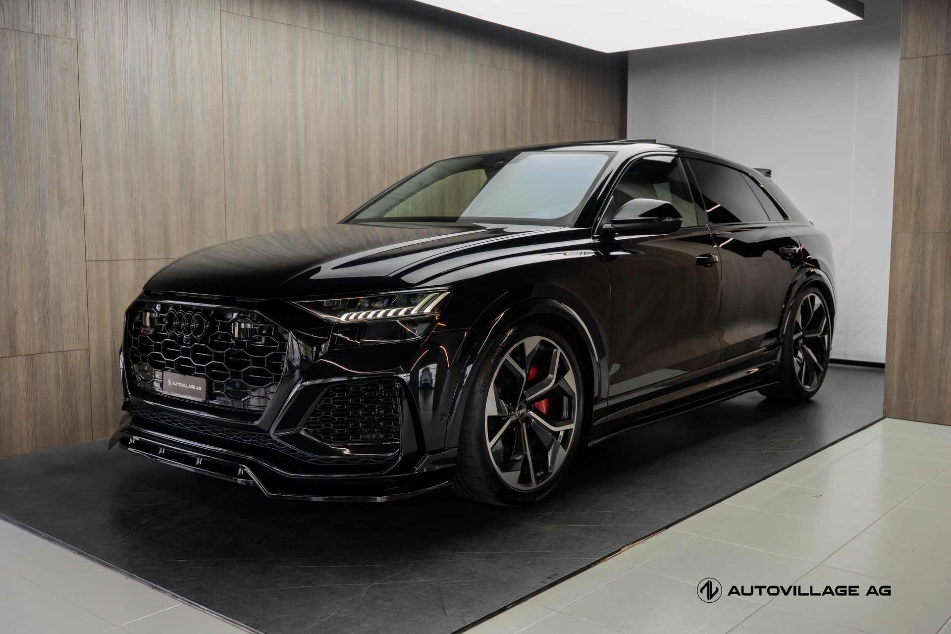 AUDI RSQ8 quattro tiptronic-image-0