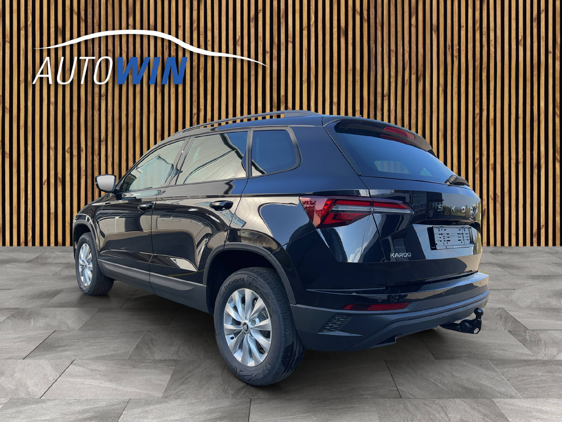 SKODA Karoq 1.5 TSI Selection DSG-image-3
