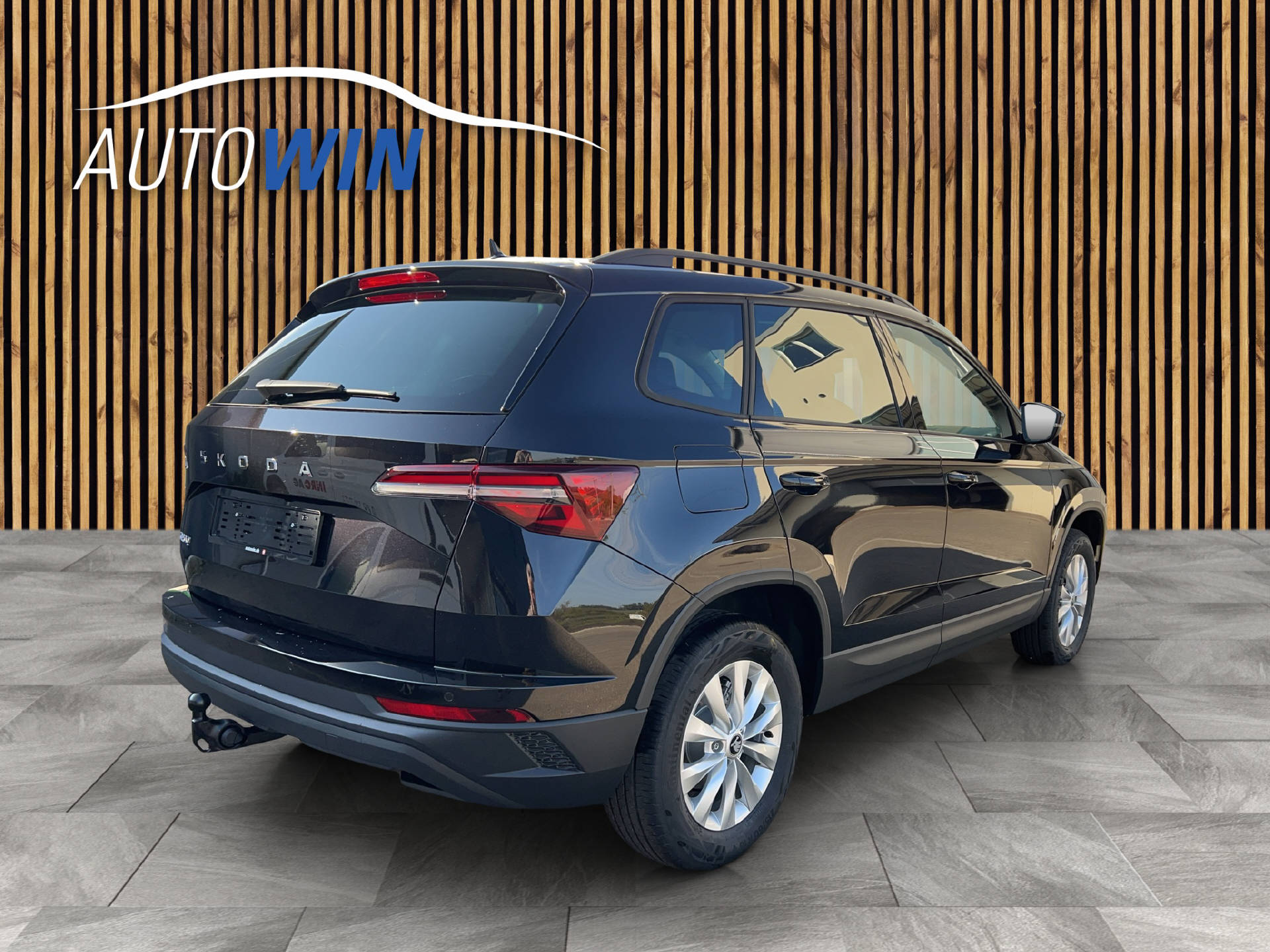 SKODA Karoq 1.5 TSI Selection DSG-image-5