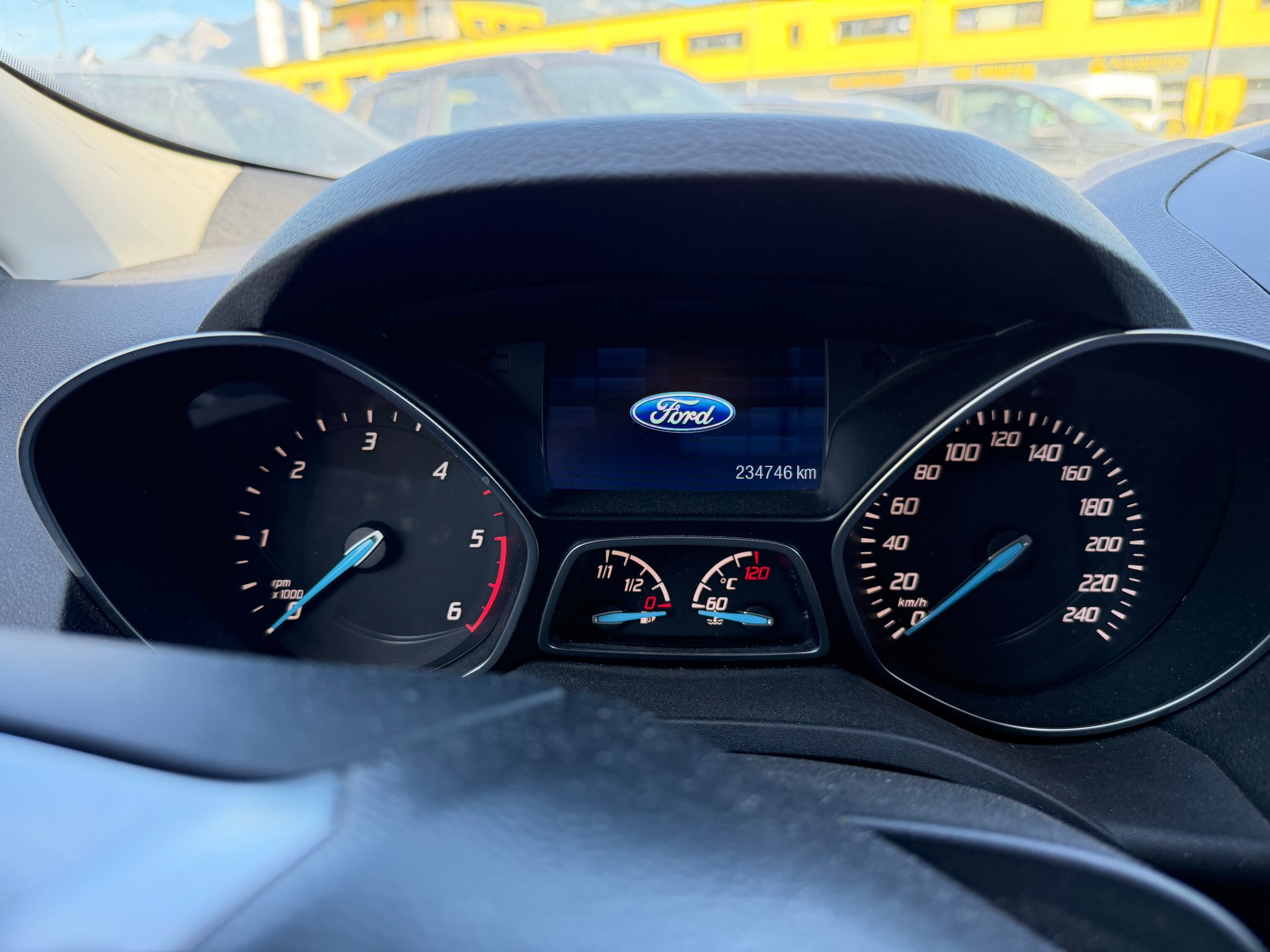 FORD Kuga 2.0 TDCi Titanium 4WD PowerShift-image-10