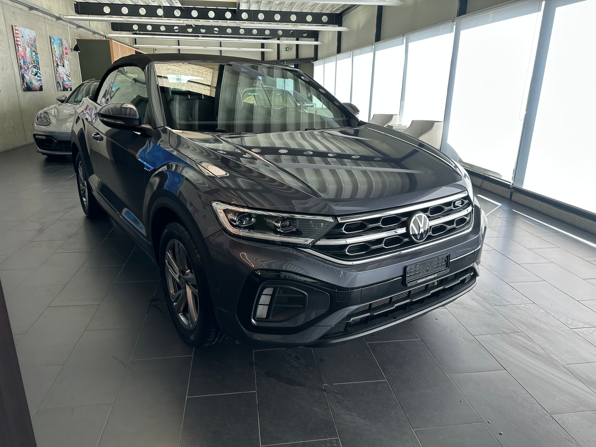 VW T-Roc Cabriolet 1.5 TSI R-Line DSG-image-1