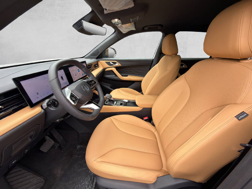 MG HS 1.5 Hybrid Luxury-image-7