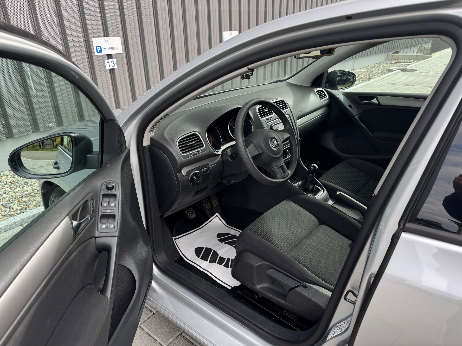 VW Golf 1.2 TSI Trendline-image-13