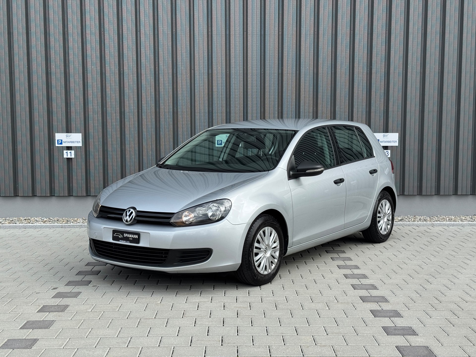 VW Golf 1.2 TSI Trendline-image-1