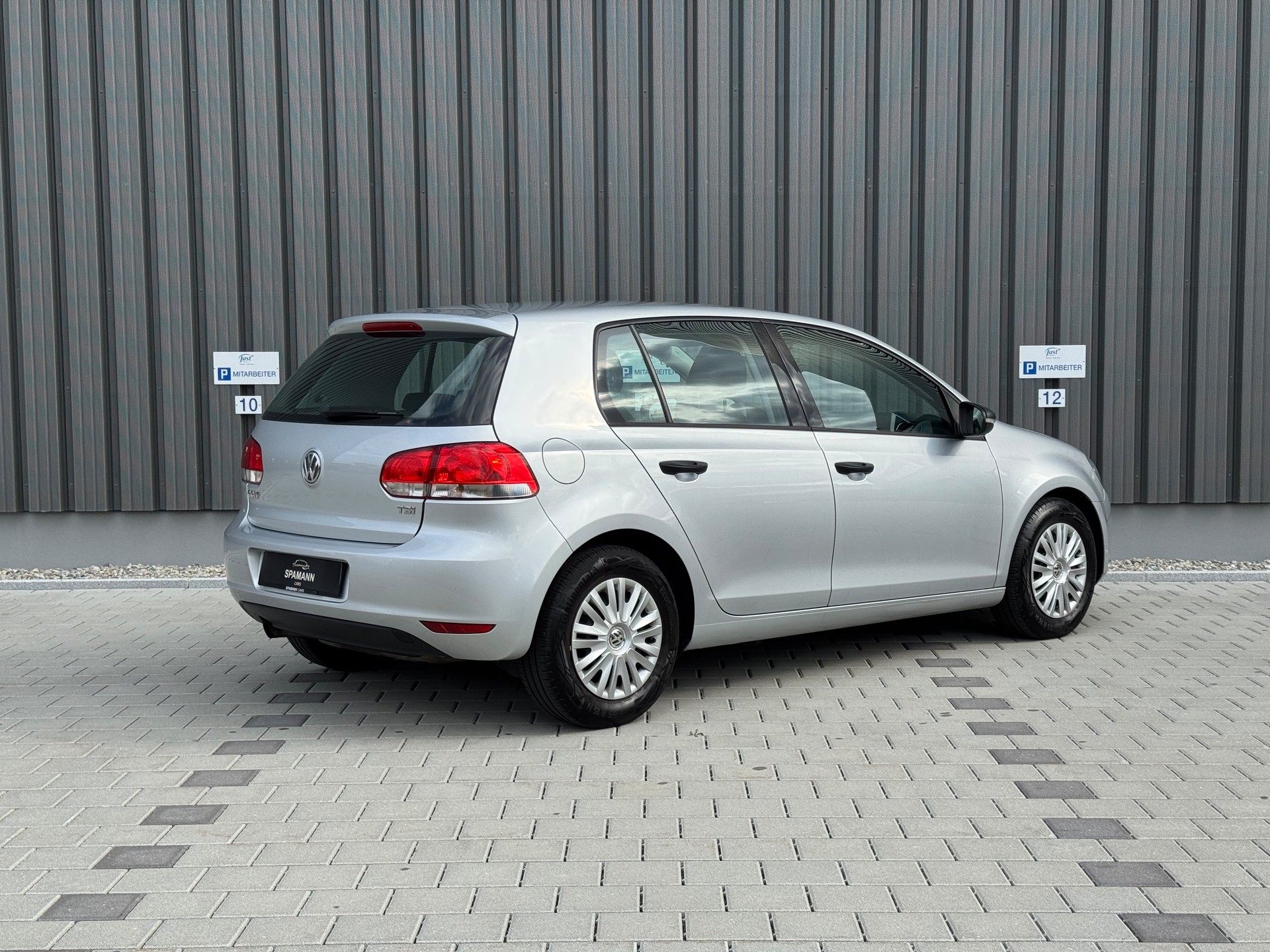 VW Golf 1.2 TSI Trendline-image-9