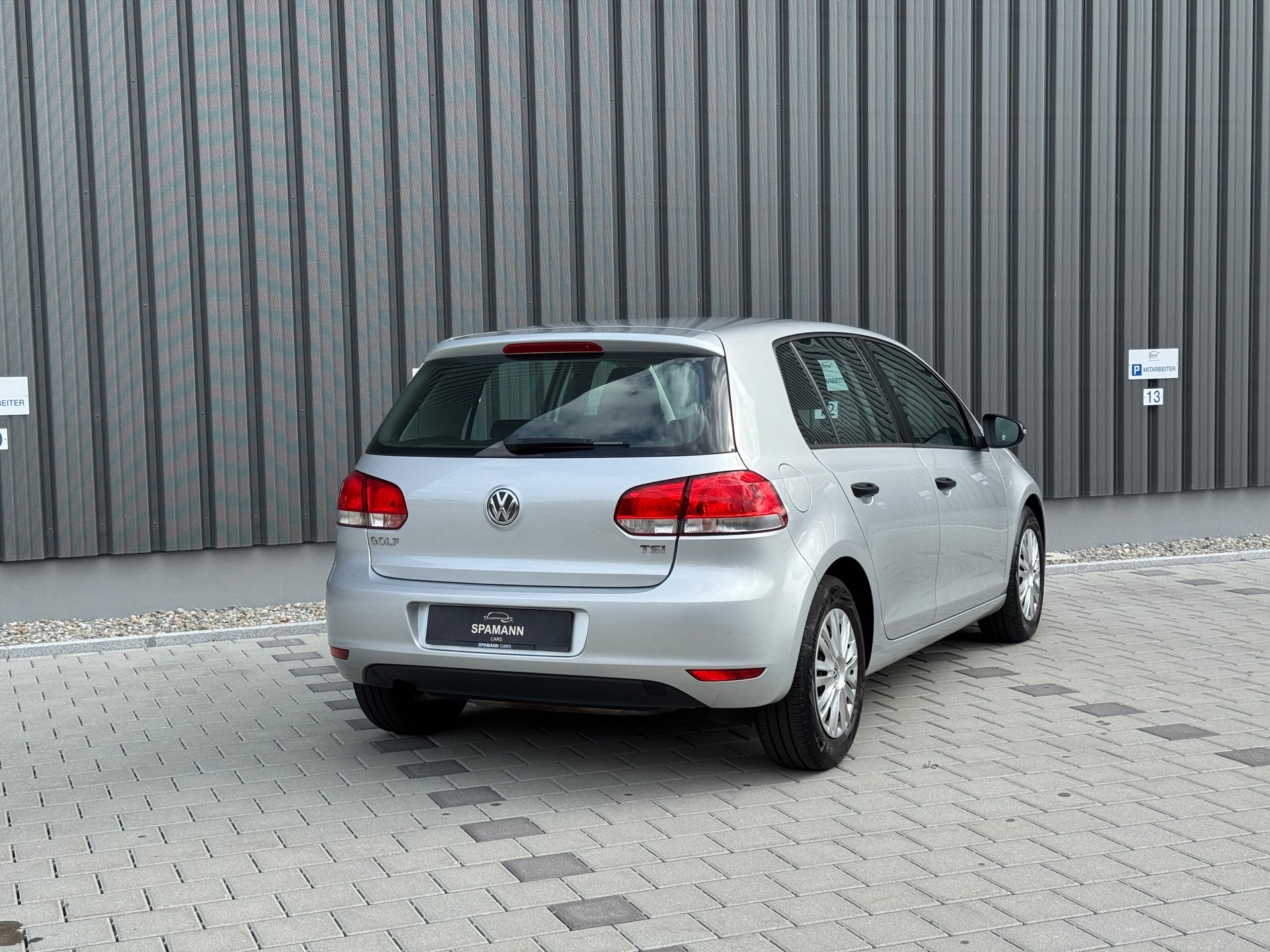 VW Golf 1.2 TSI Trendline-image-8