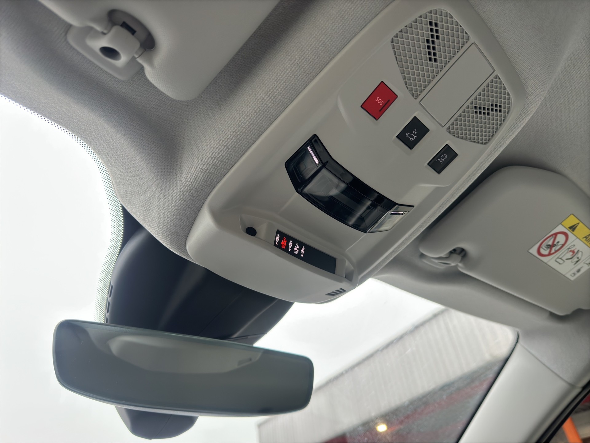 FIAT 600 1.2 Hybrid La Prima-image-32