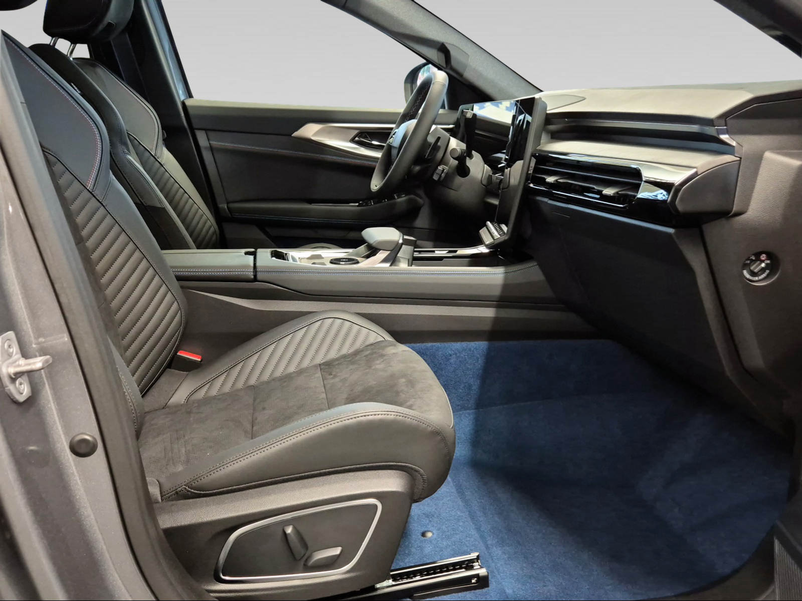 RENAULT Rafale Atelier Alpine Plug-In 300 4x4-image-4