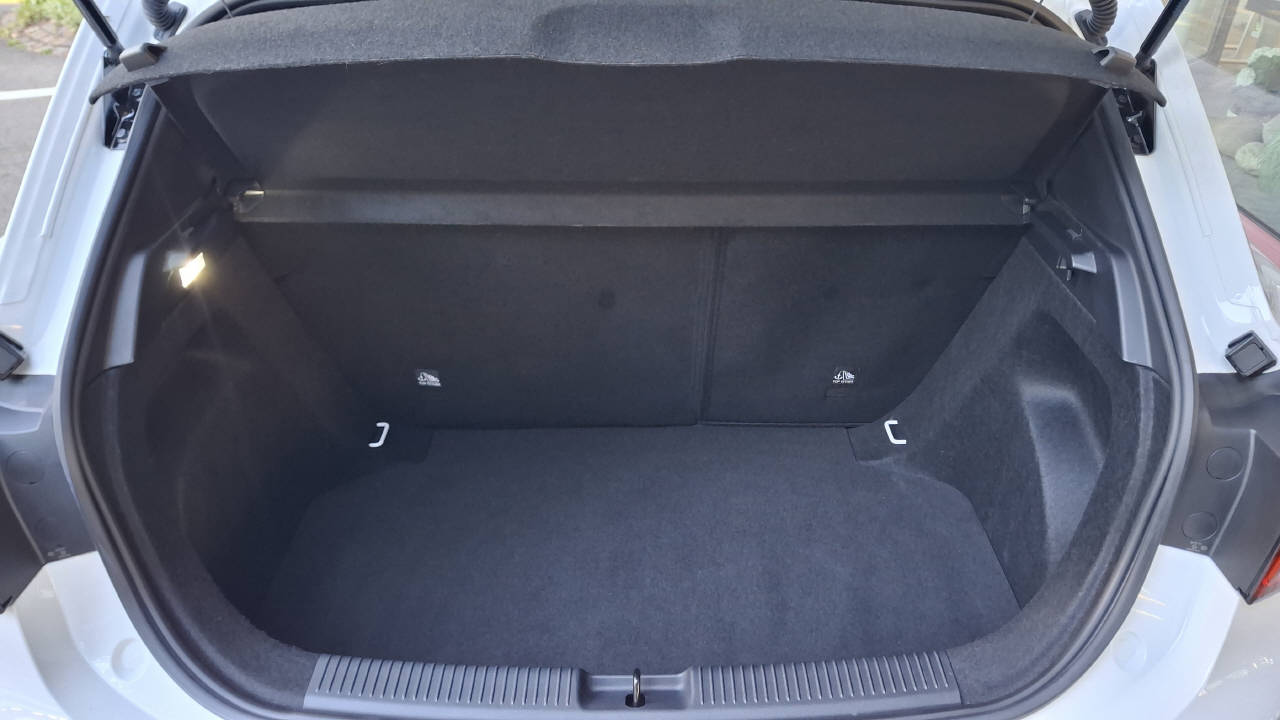 MG 3 1.5 Hybrid Luxury-image-6