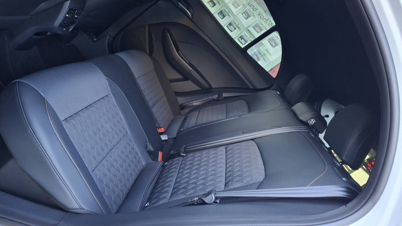 MG 3 1.5 Hybrid Luxury-image-7