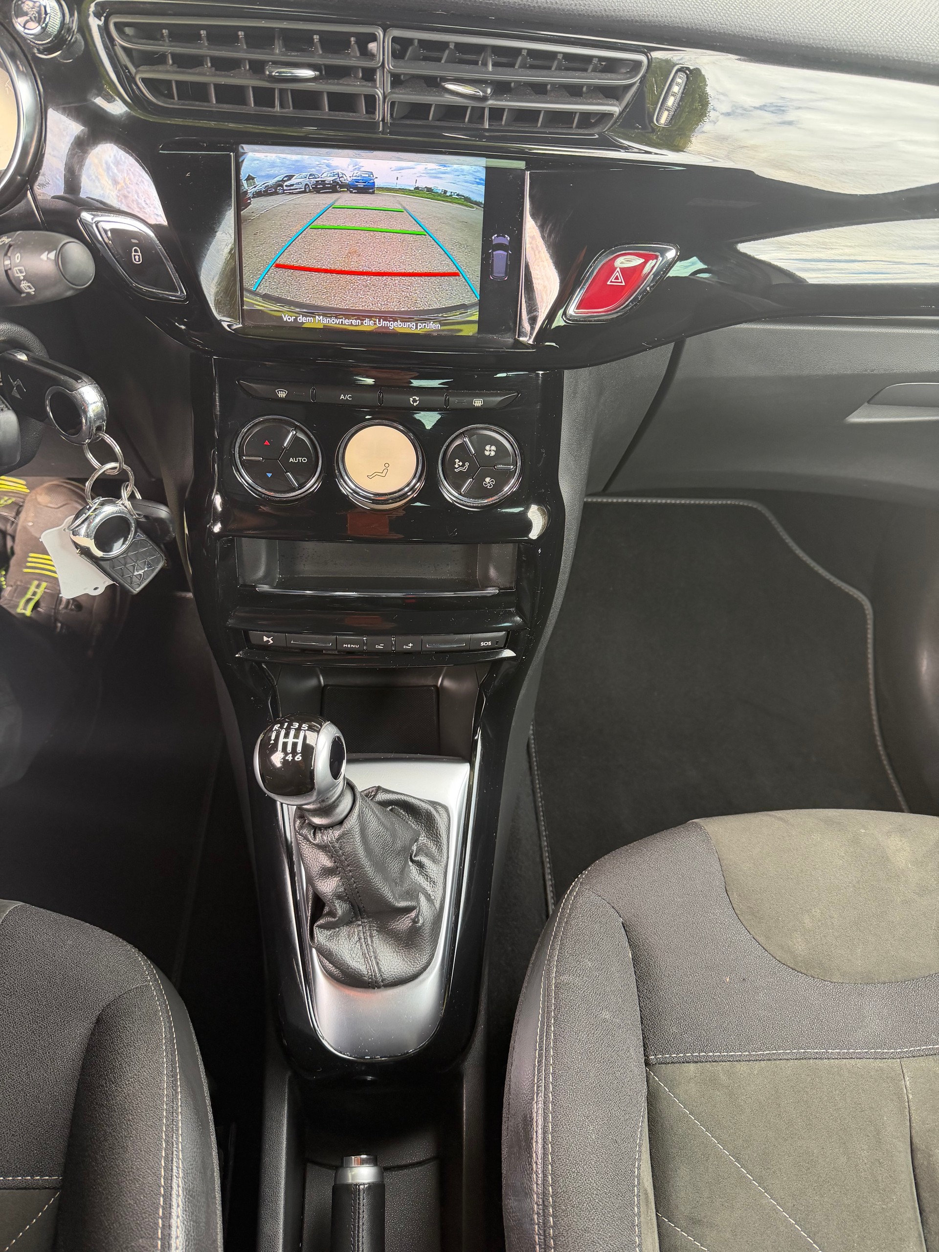 DS AUTOMOBILES DS 3 1.2 PureTech Sport Chic-image-9