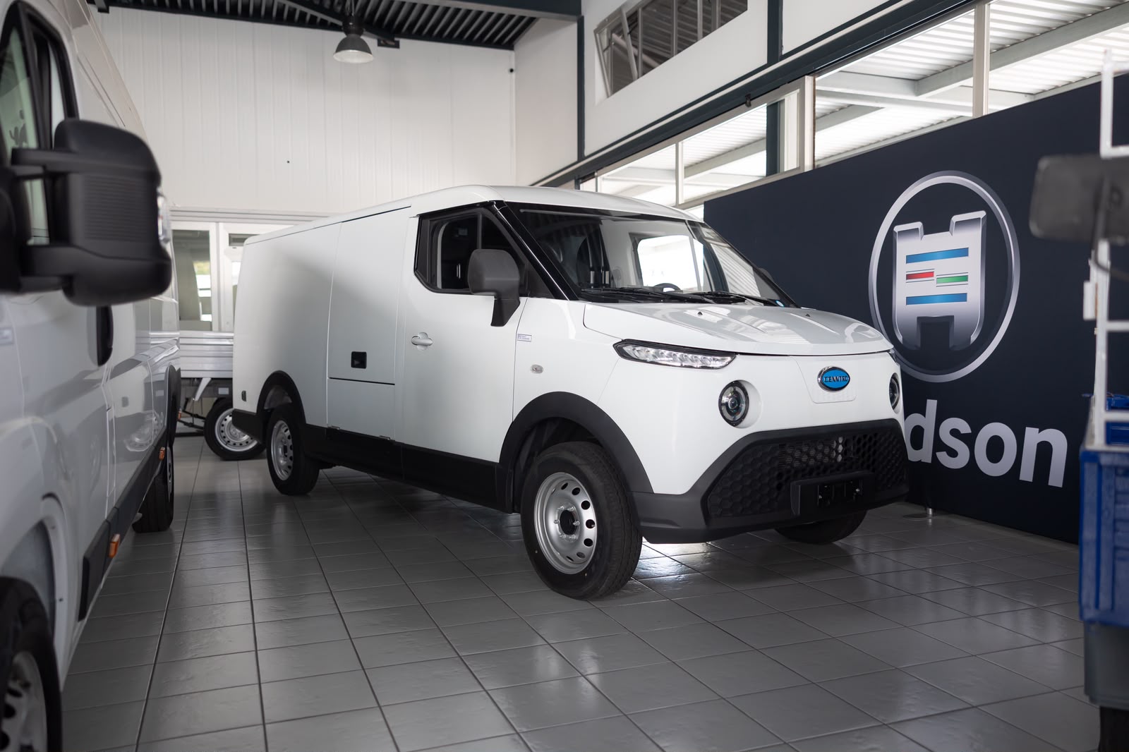 CENNTRO Logistar 260-image-1