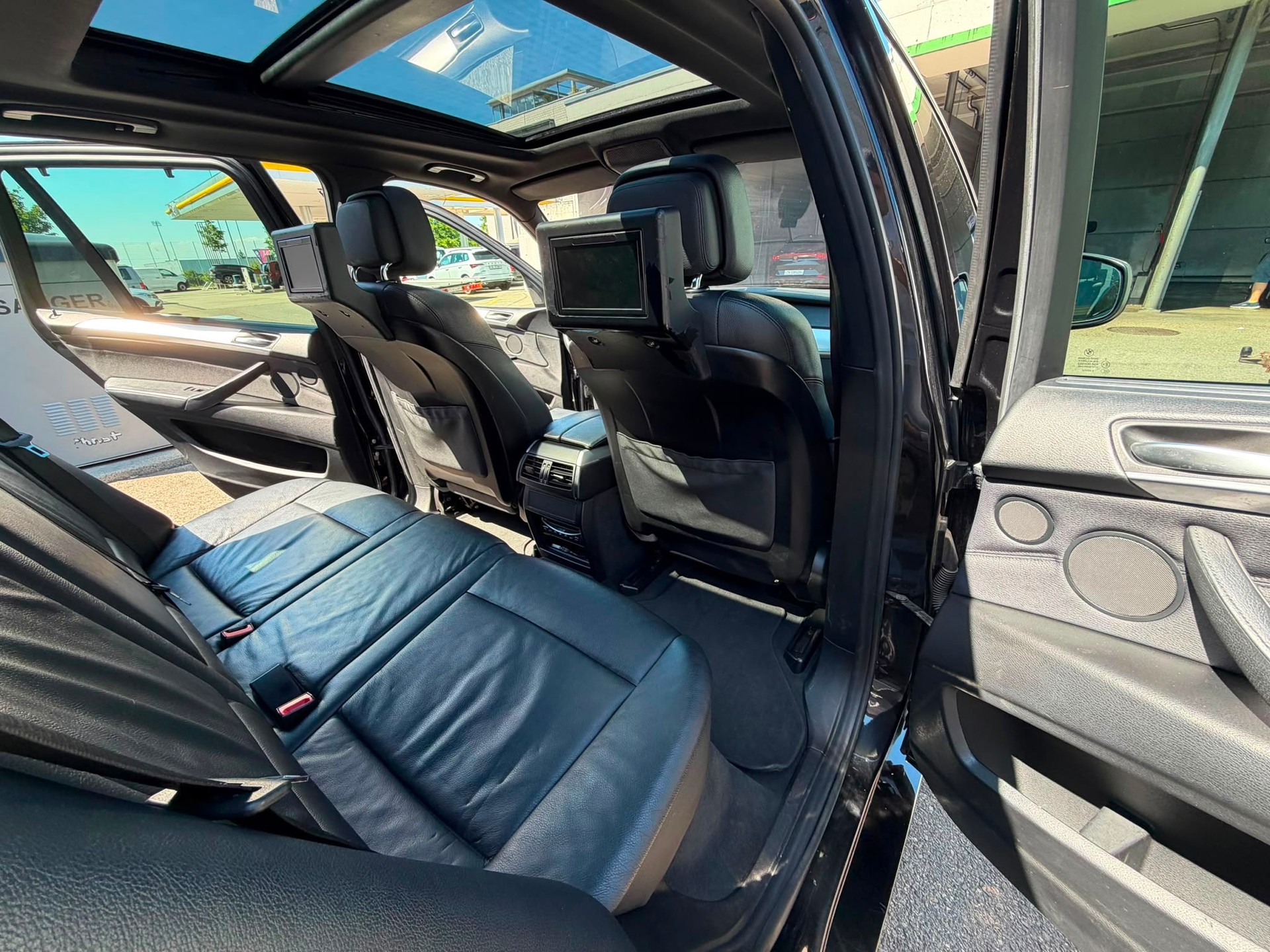 BMW X5 xDrive 40d Steptronic-image-8
