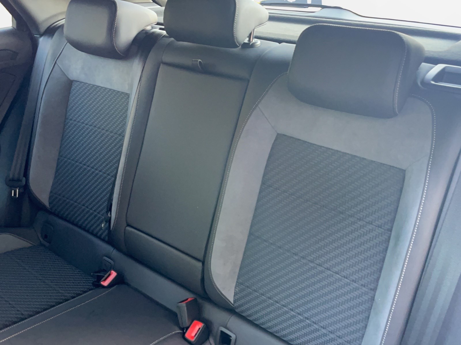 VW T-Roc 2.0 TSI R DSG 4Motion-image-9