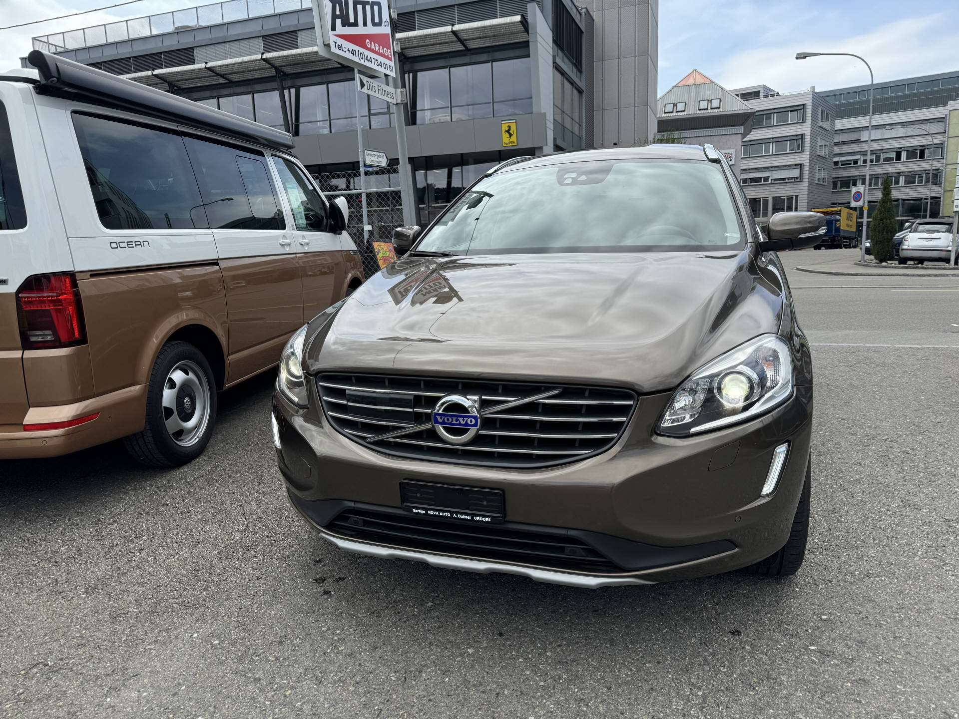 VOLVO XC60 2.0 T6 Summum AWD S/S-image-1