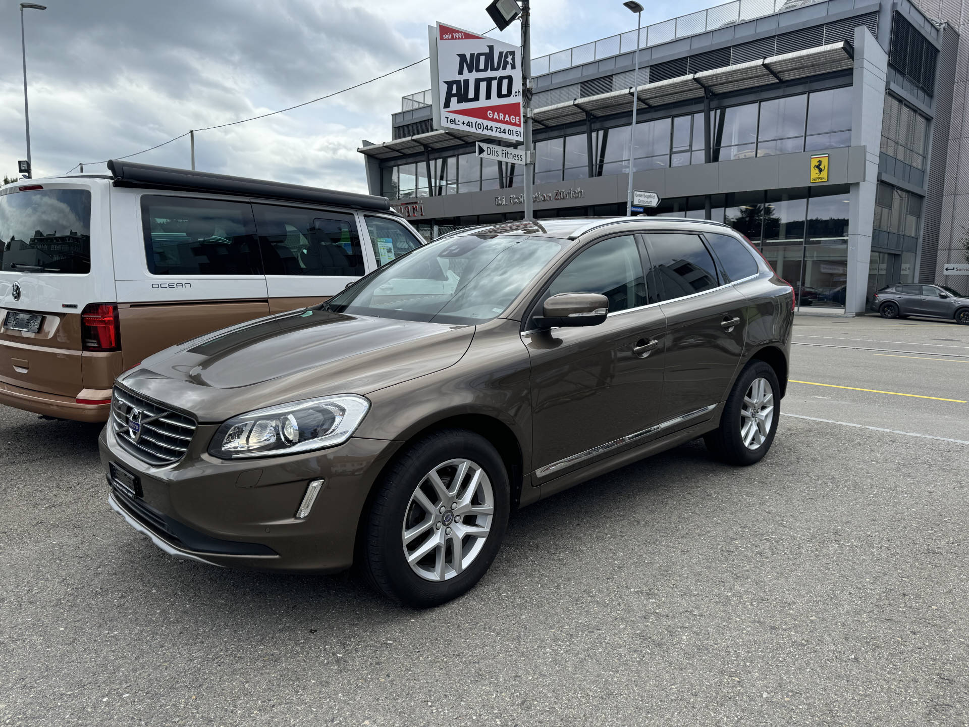 Car photo