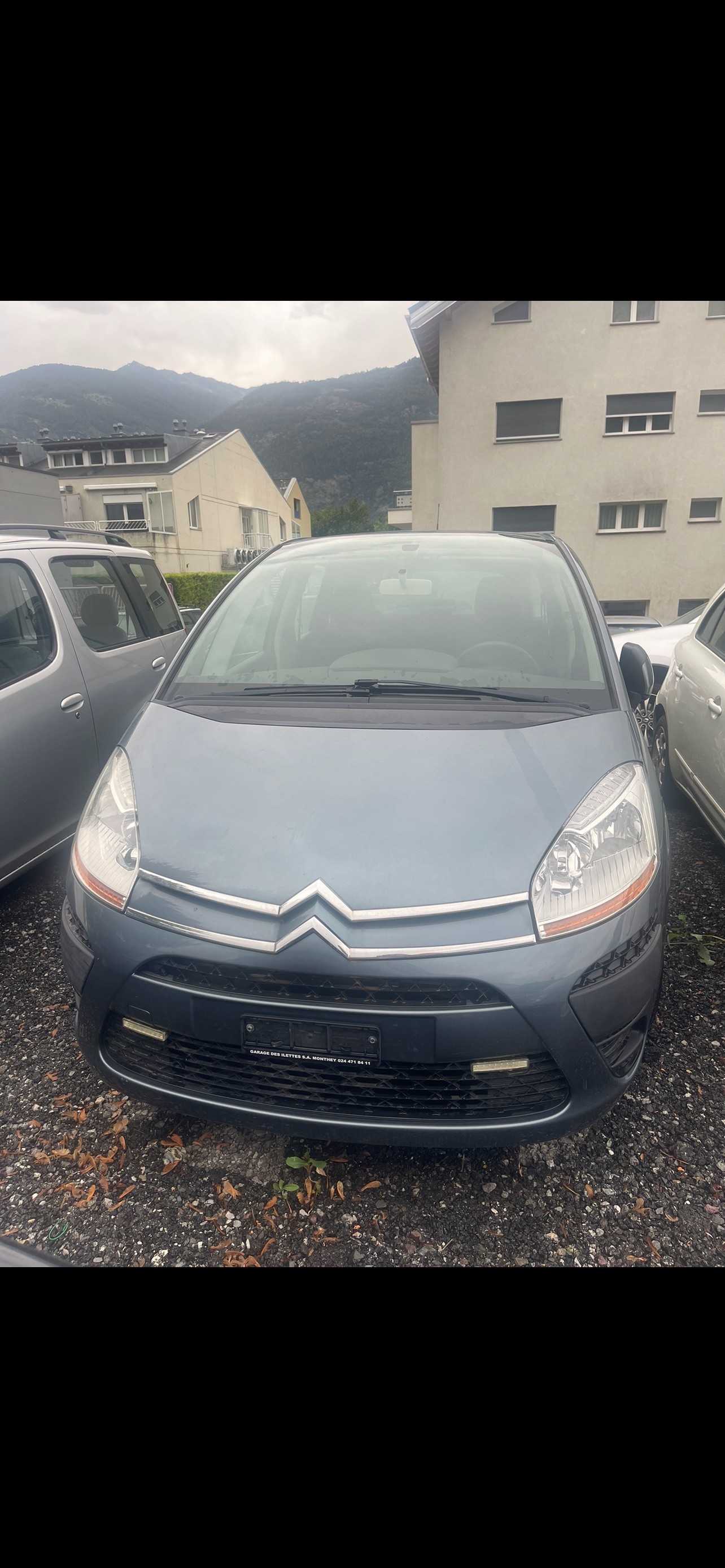 CITROEN C4 Picasso 1.6i 16V Essentiel-image-0