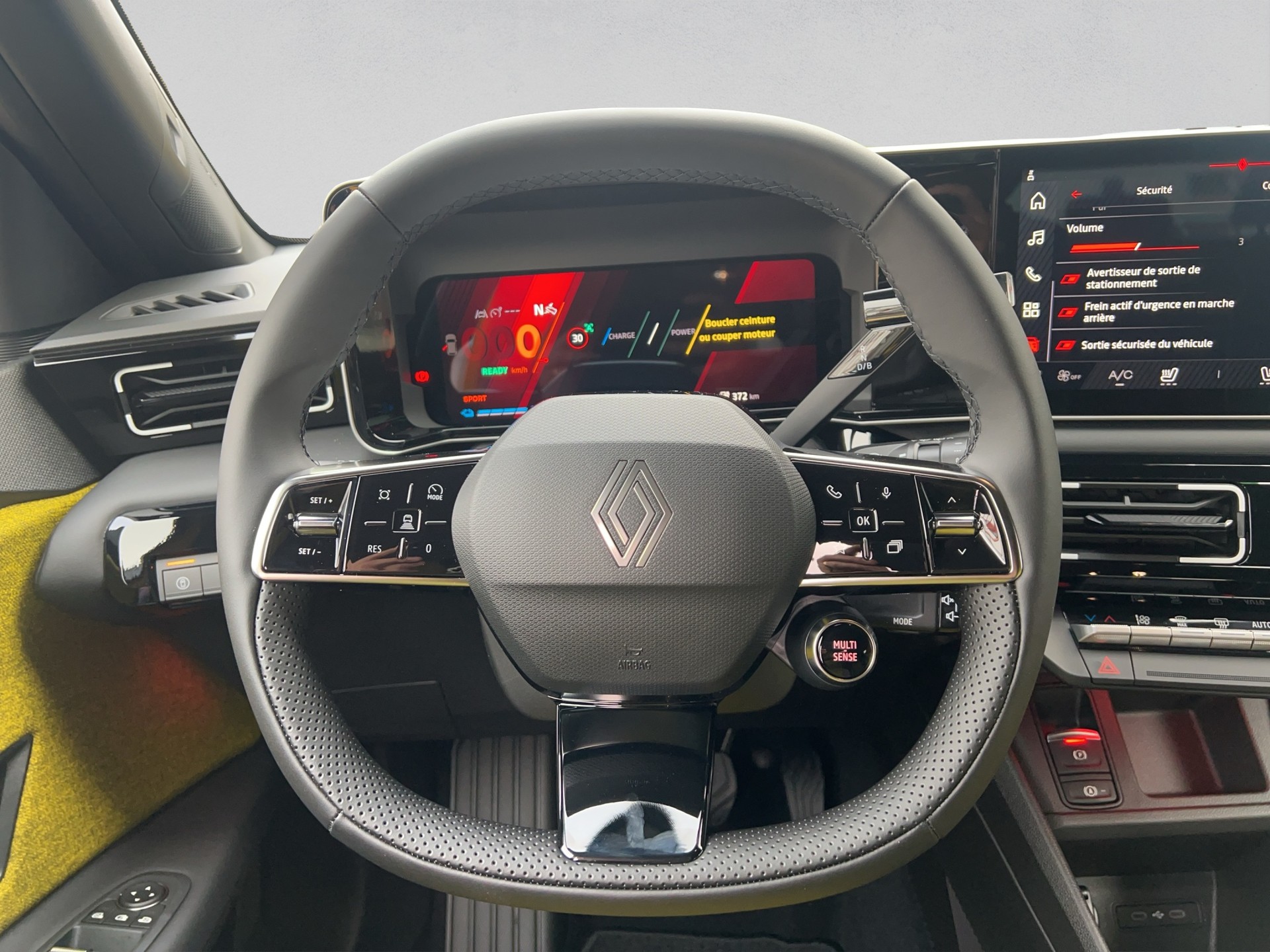 RENAULT R5 E-Tech Comfort Range 52 kWh Iconic Five-image-9