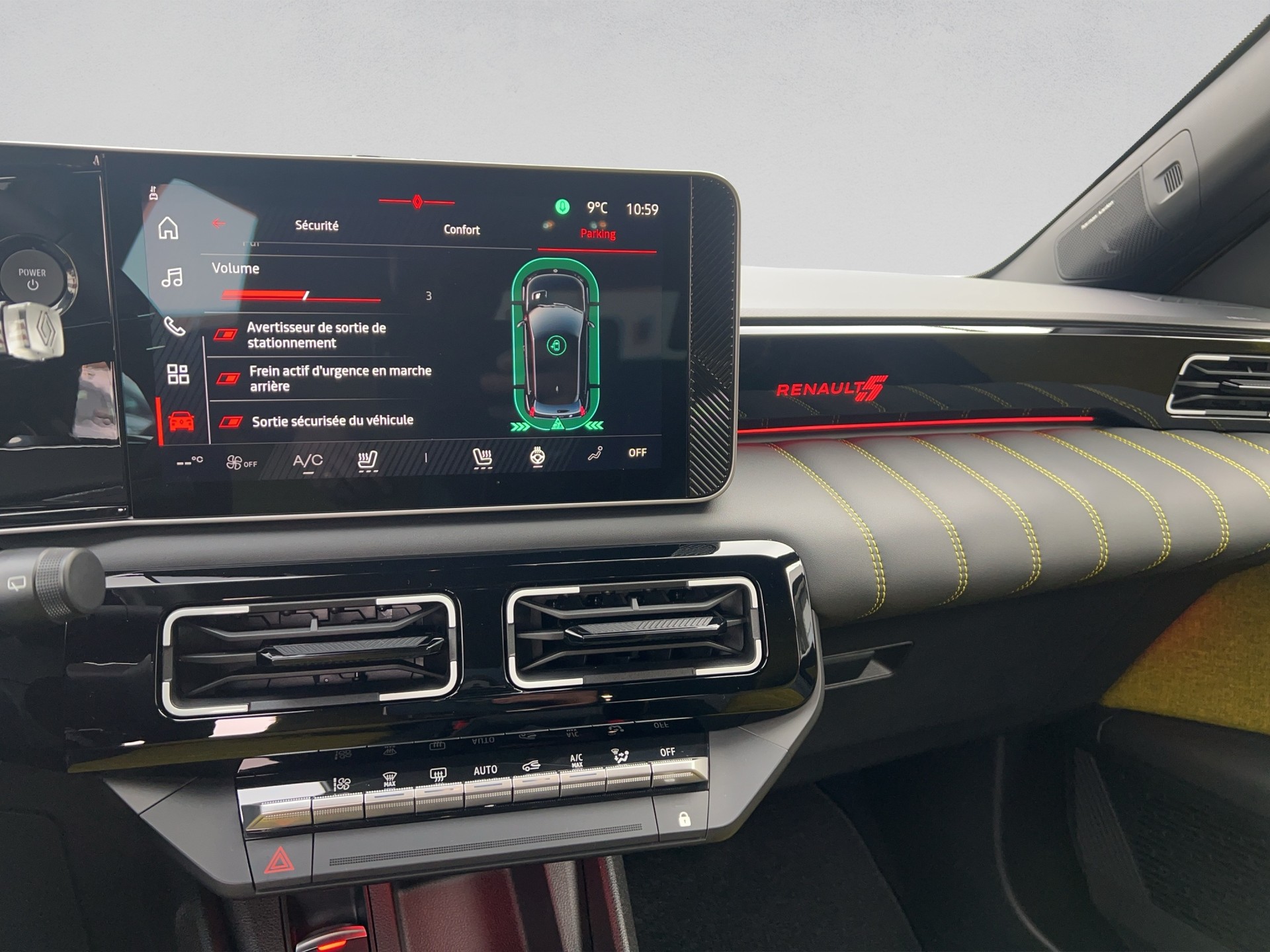 RENAULT R5 E-Tech Comfort Range 52 kWh Iconic Five-image-11