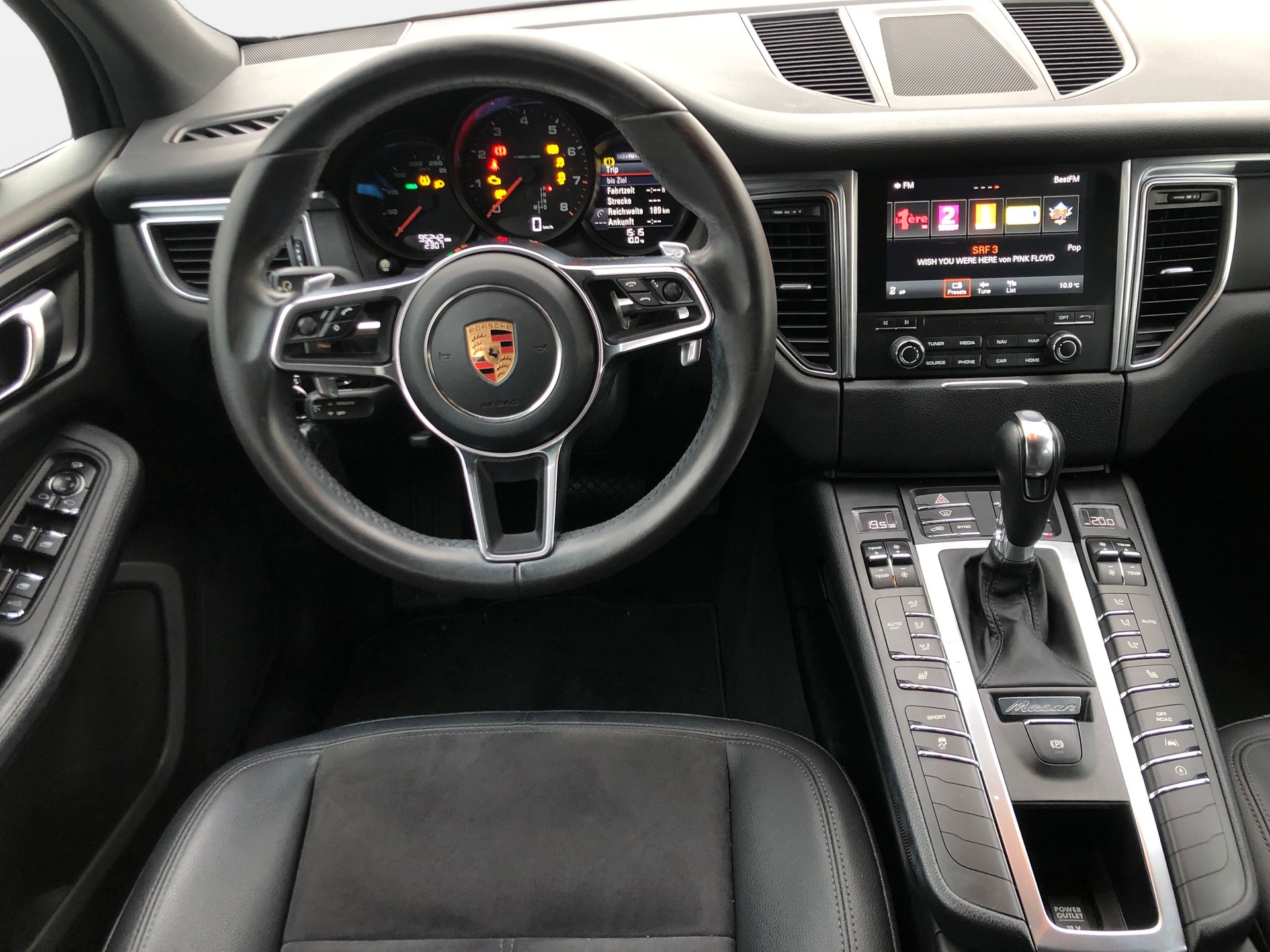 PORSCHE Macan PDK-image-8